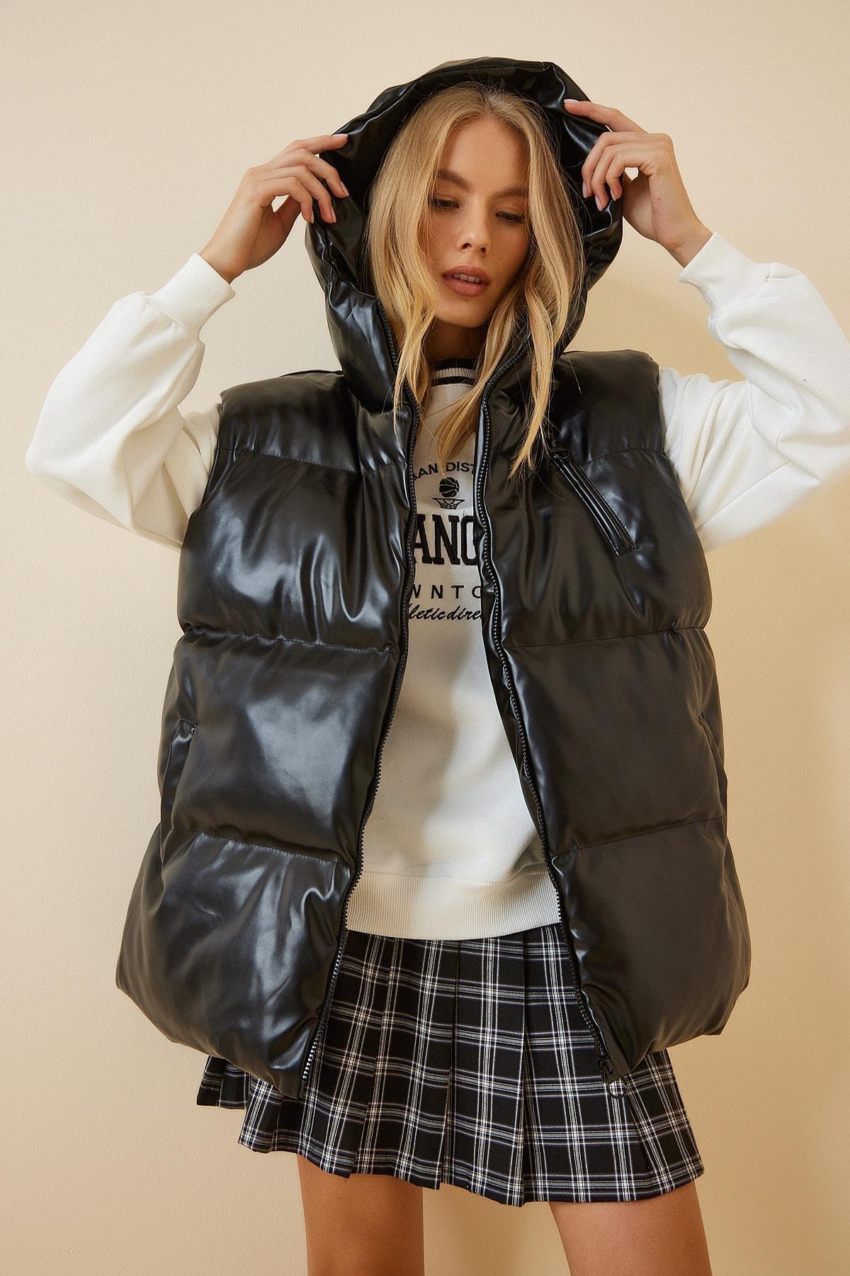 Black Puffer Vest, , large image number 1