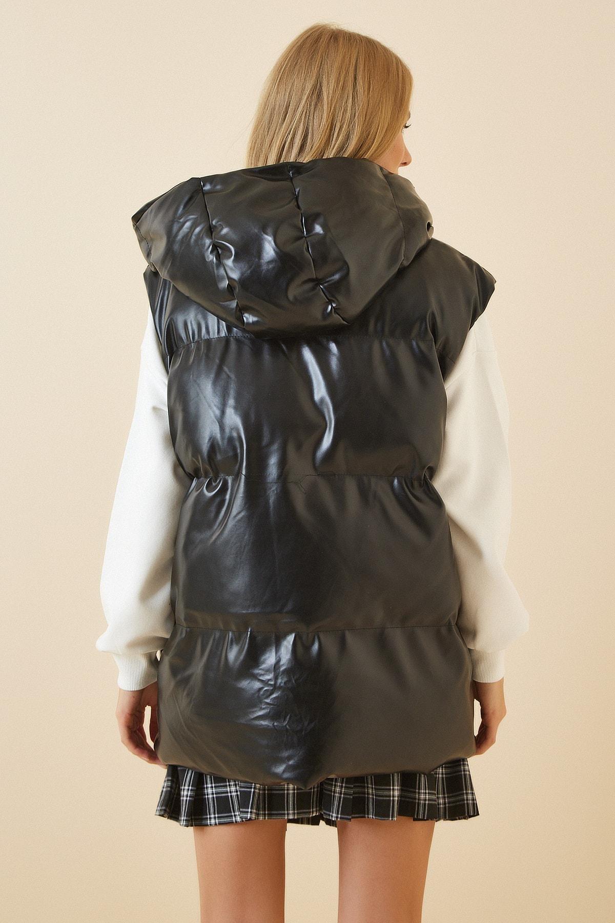 Black Puffer Vest, , large image number 4