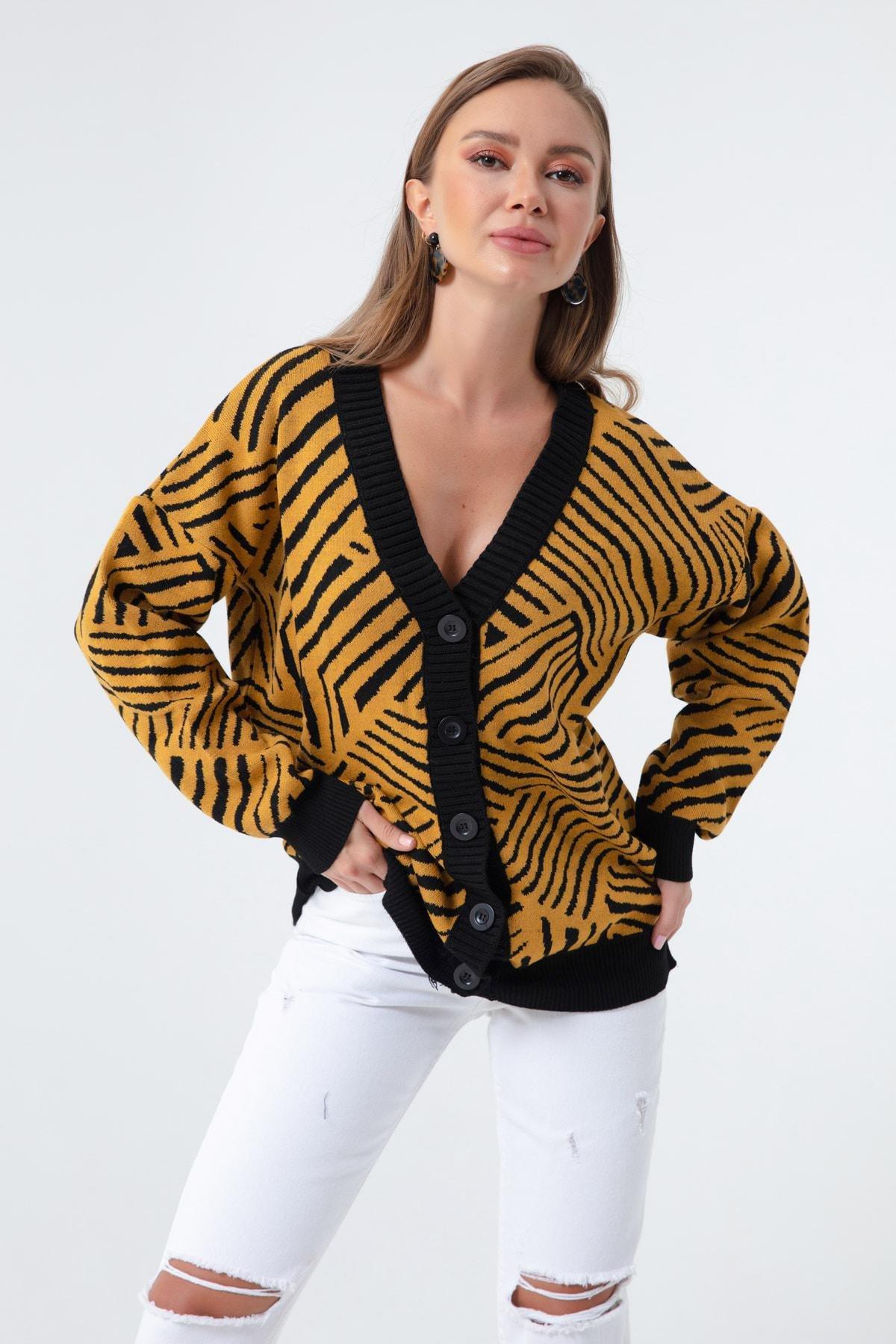 Yellow Oversized Buttoned Knitted Cardigan, , large image number 0