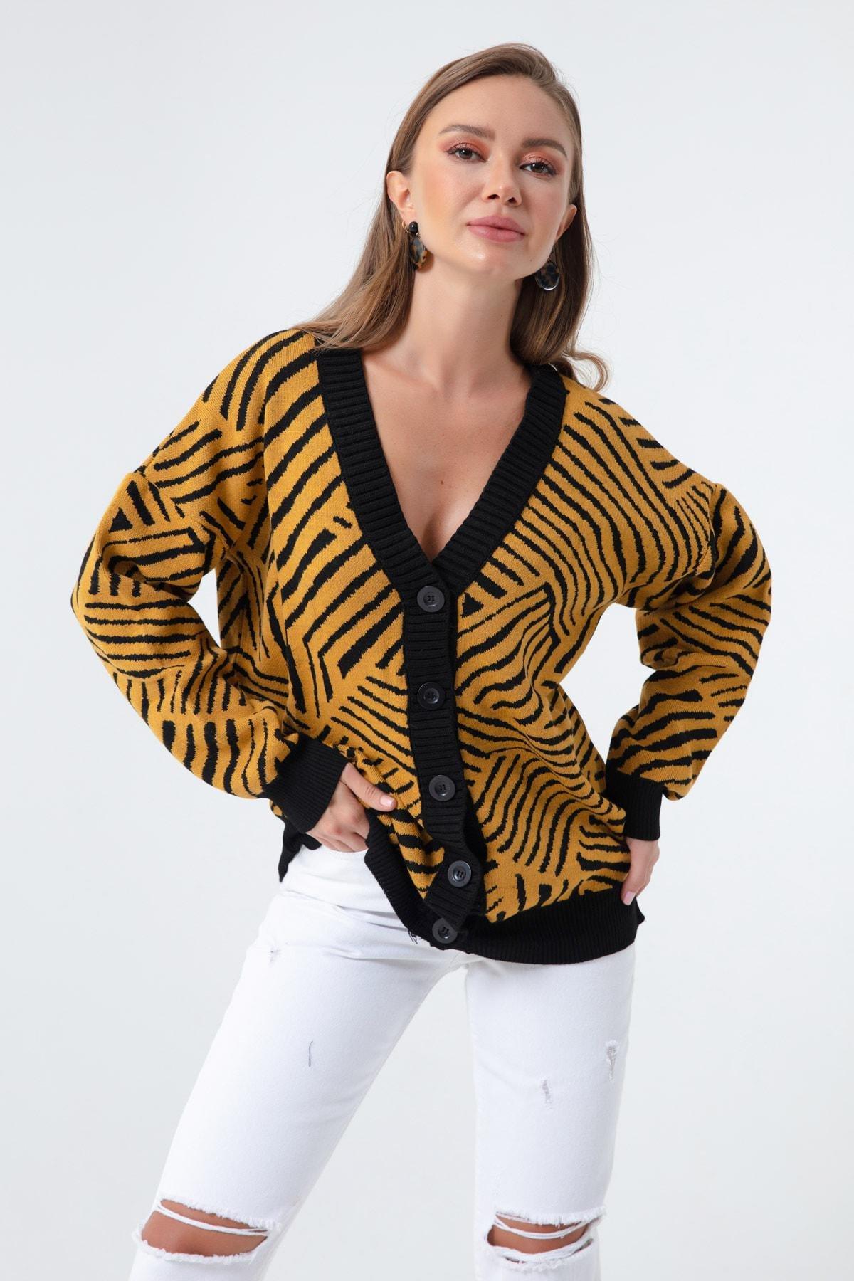 Lafaba - Yellow Oversized Buttoned Knitted Cardigan