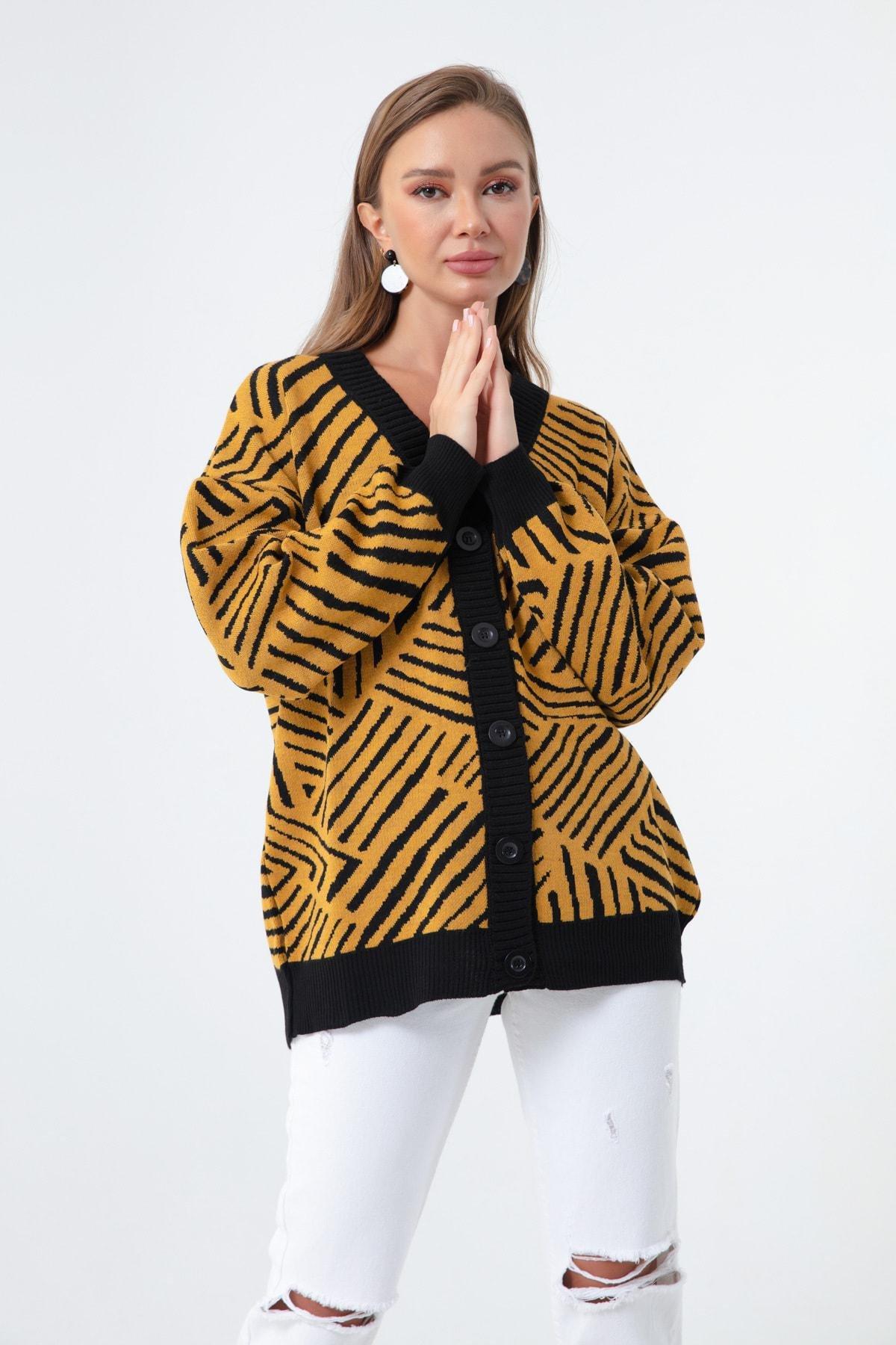 Lafaba - Yellow Oversized Buttoned Knitted Cardigan