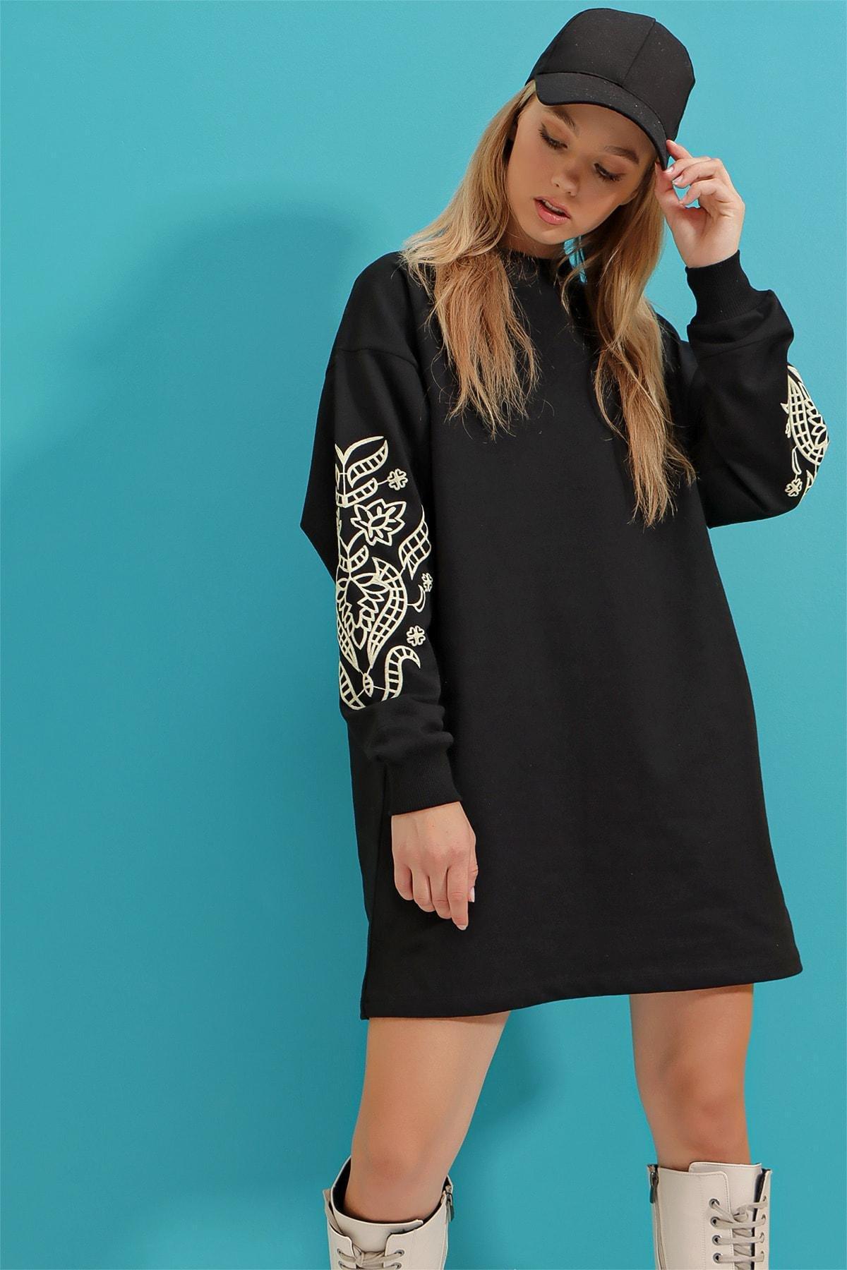 Black Crew Neck Floral Oversize Dress, , large image number 2