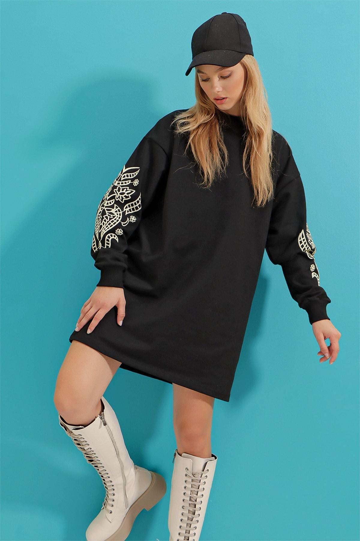 Black Crew Neck Floral Oversize Dress, , large image number 3