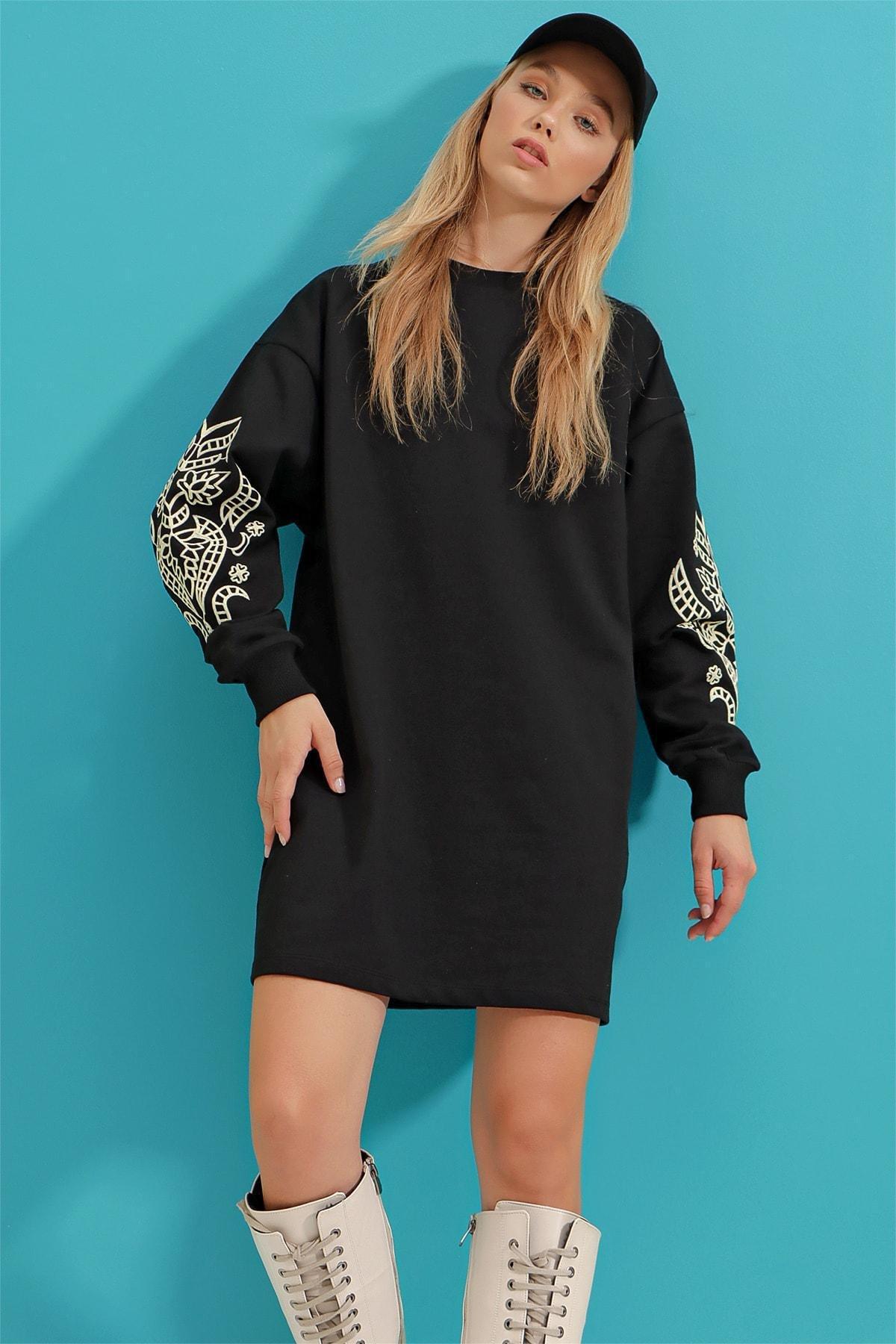 Black Crew Neck Floral Oversize Dress, , large image number 4