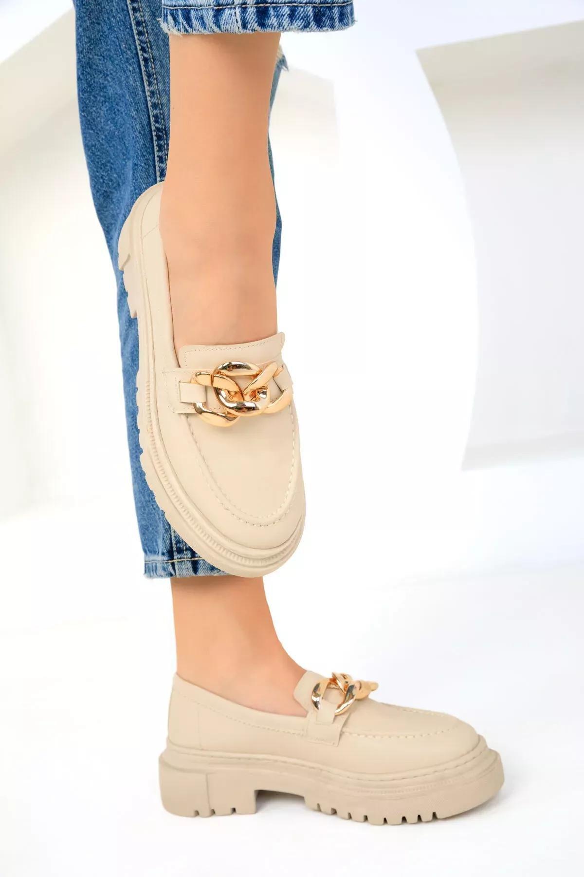 Beige Chained Detailed Loafers, , large image number 4