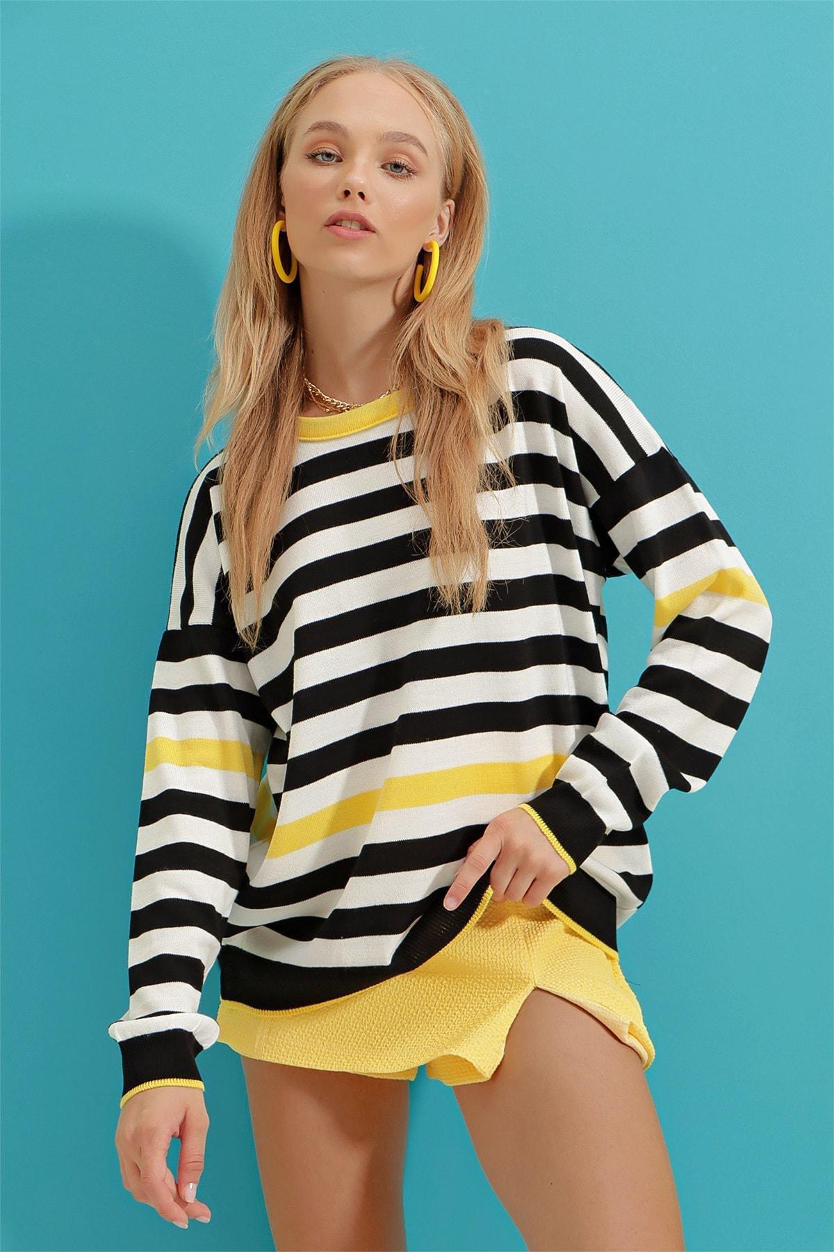 Yellow Striped Crew Neck Oversized Blouse, Yellow, large image number 2