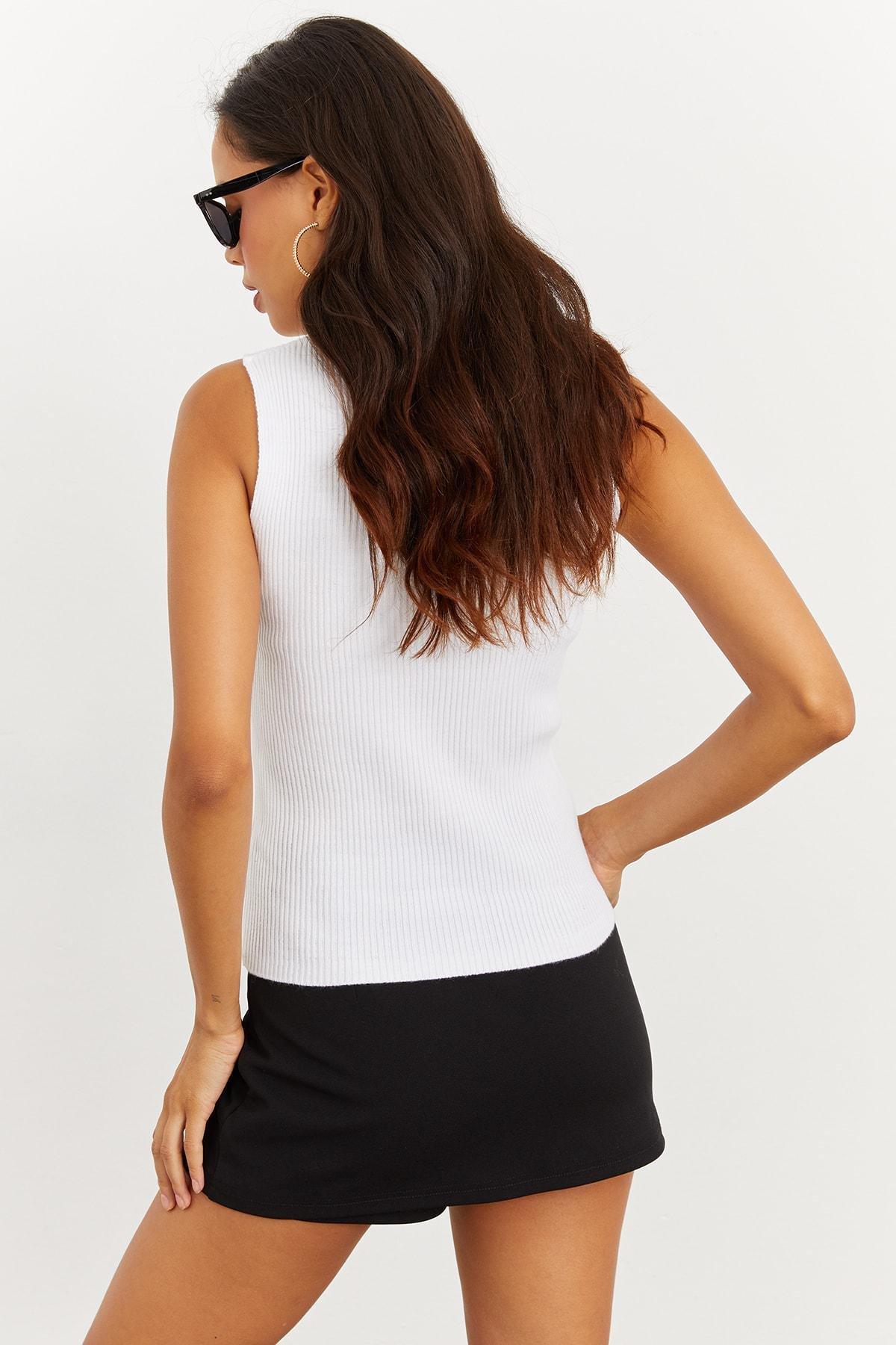 White Sleeveless Top, , large image number 0