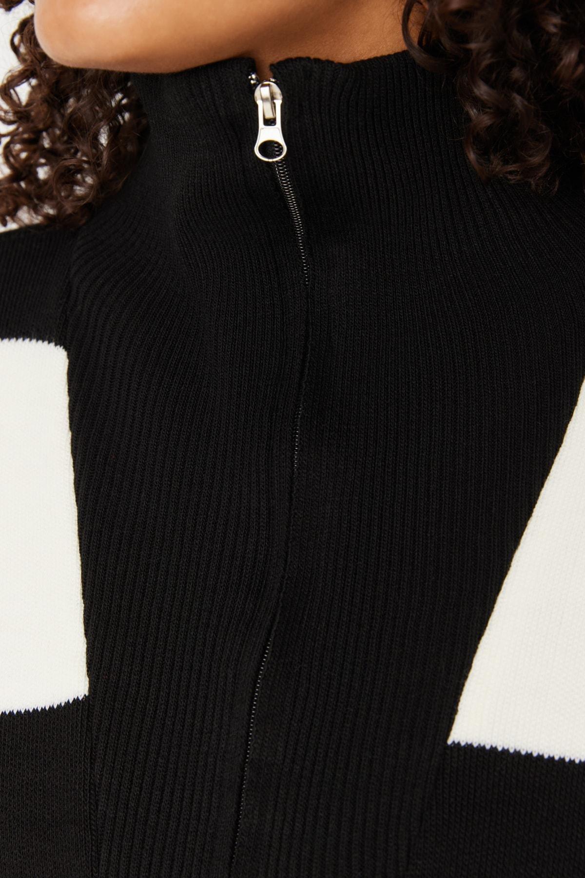 Black Striped Off Shoulder Knitwear Sweater, Black, large image number 2