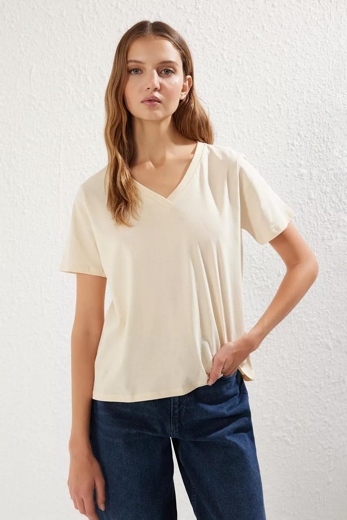 Red V-Neck T-Shirts, set of 2, C101_6483, large image number 1