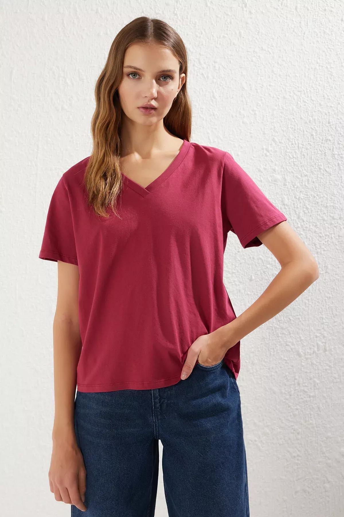 Red V-Neck T-Shirts, set of 2, C101_6483, large image number 3