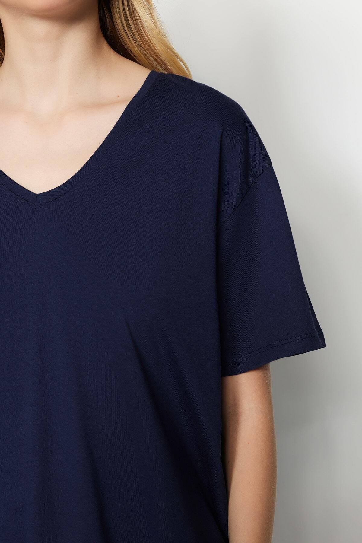Navy V-Neck Boyfriend T-Shirt, , large image number 4