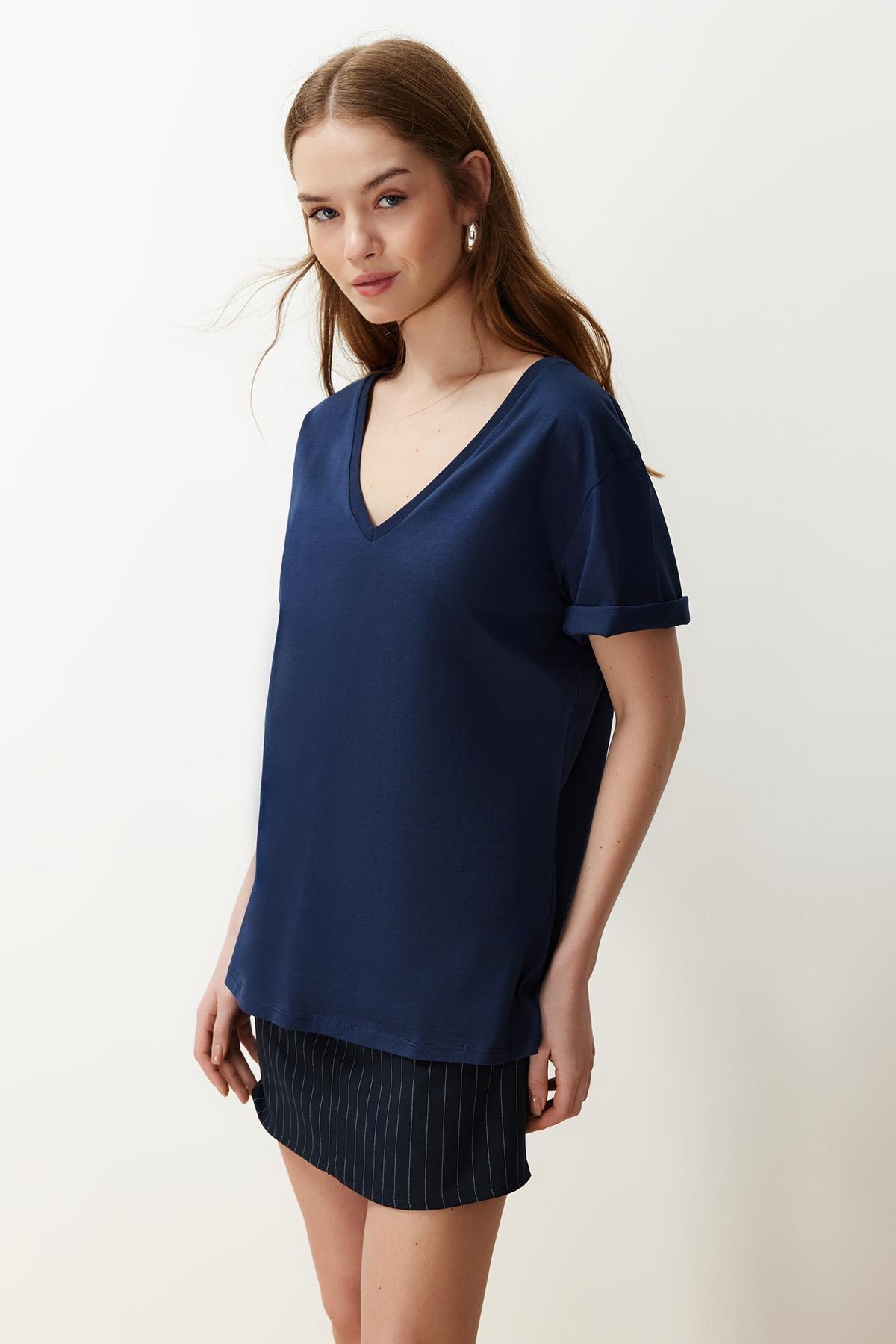 Navy V-Neck Boyfriend T-Shirt, , large image number 5