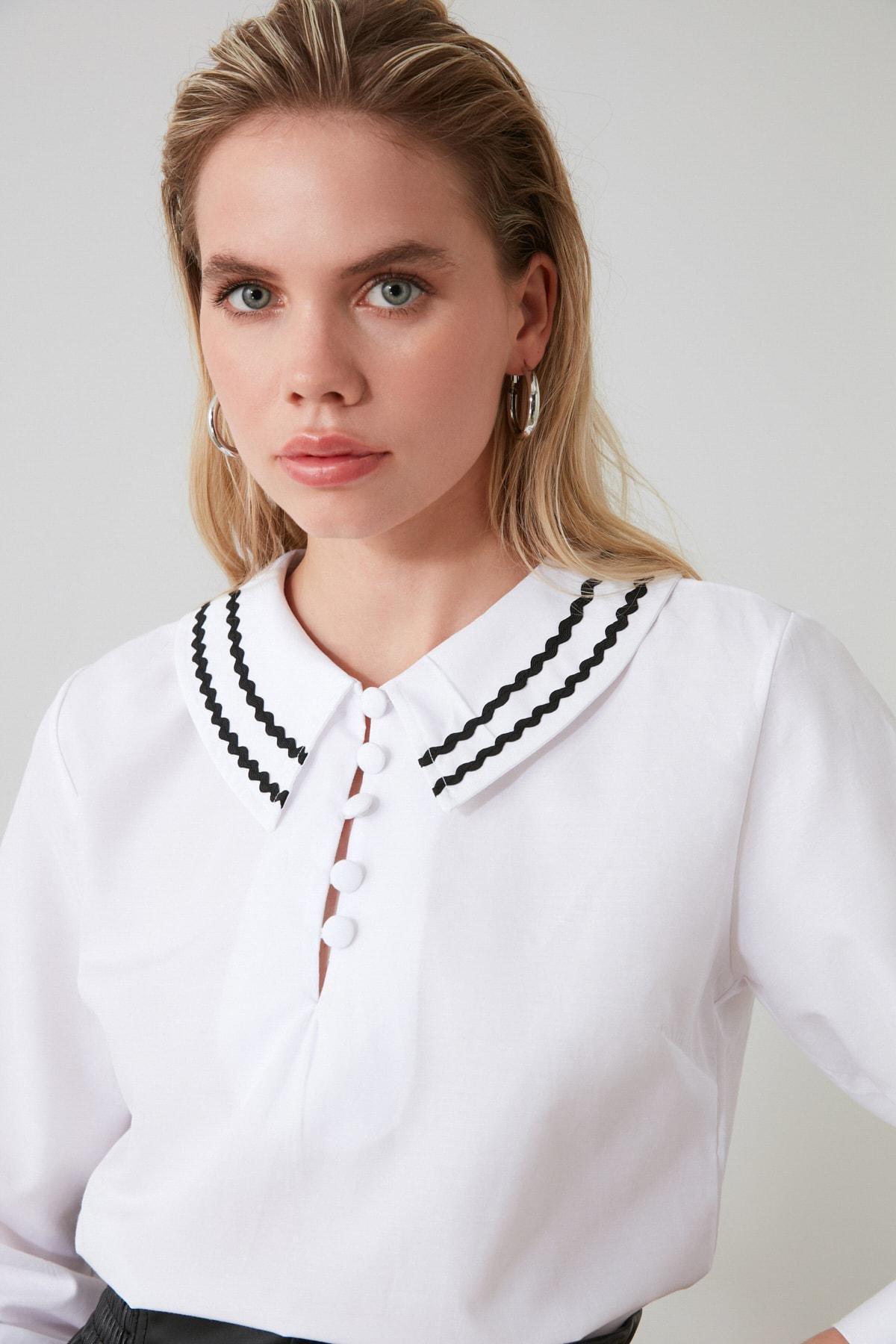 White Peter Pan Collar Blouse, , large image number 8