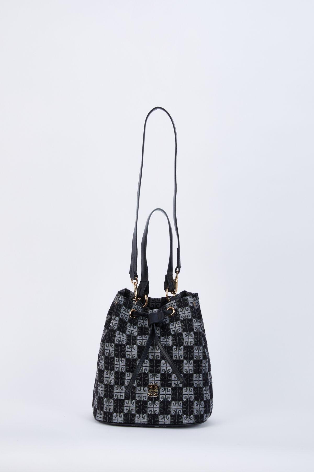 Black Shoulder Bag, C101_5720, large image number 0