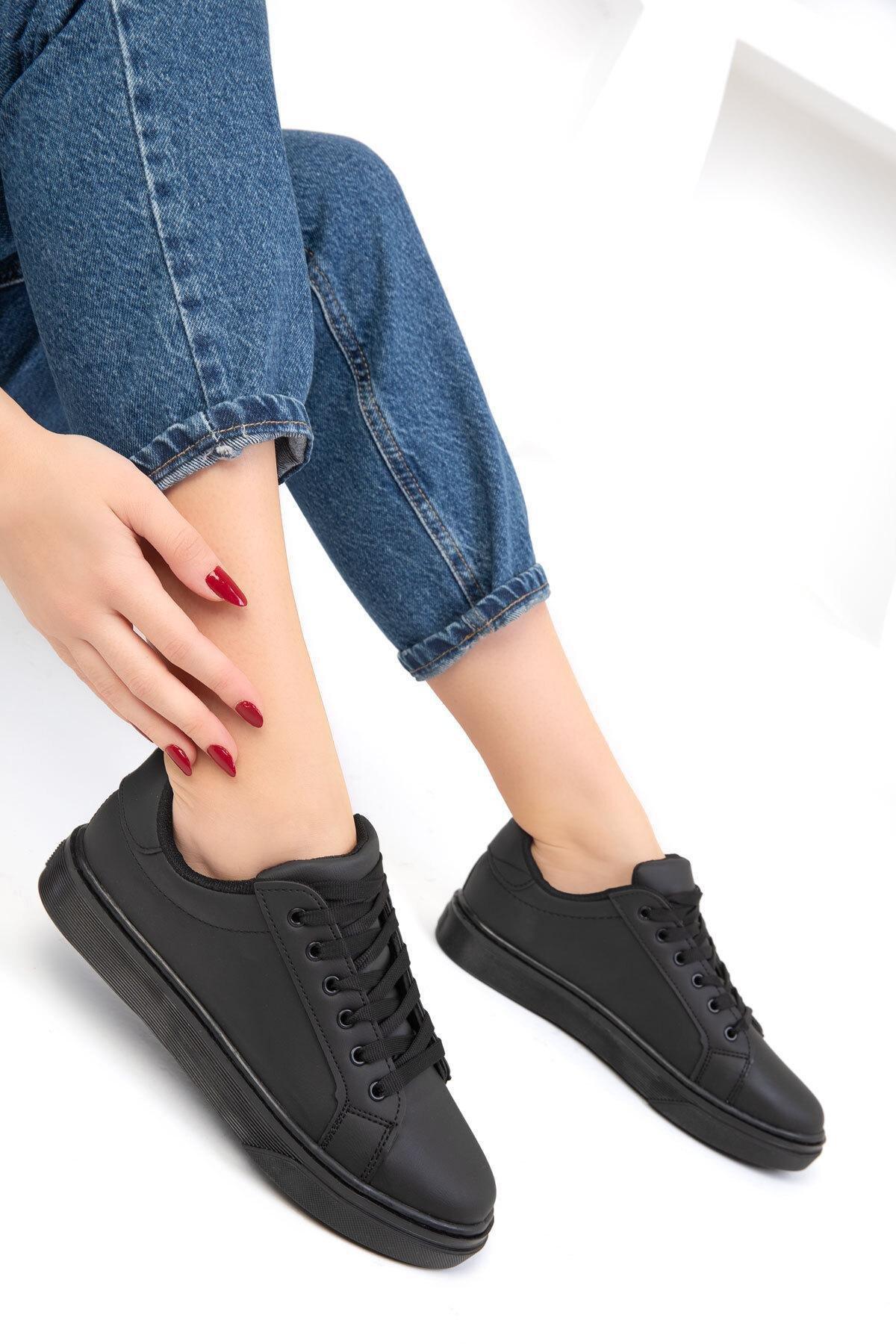 Black Laced Sneakers, , large image number 2