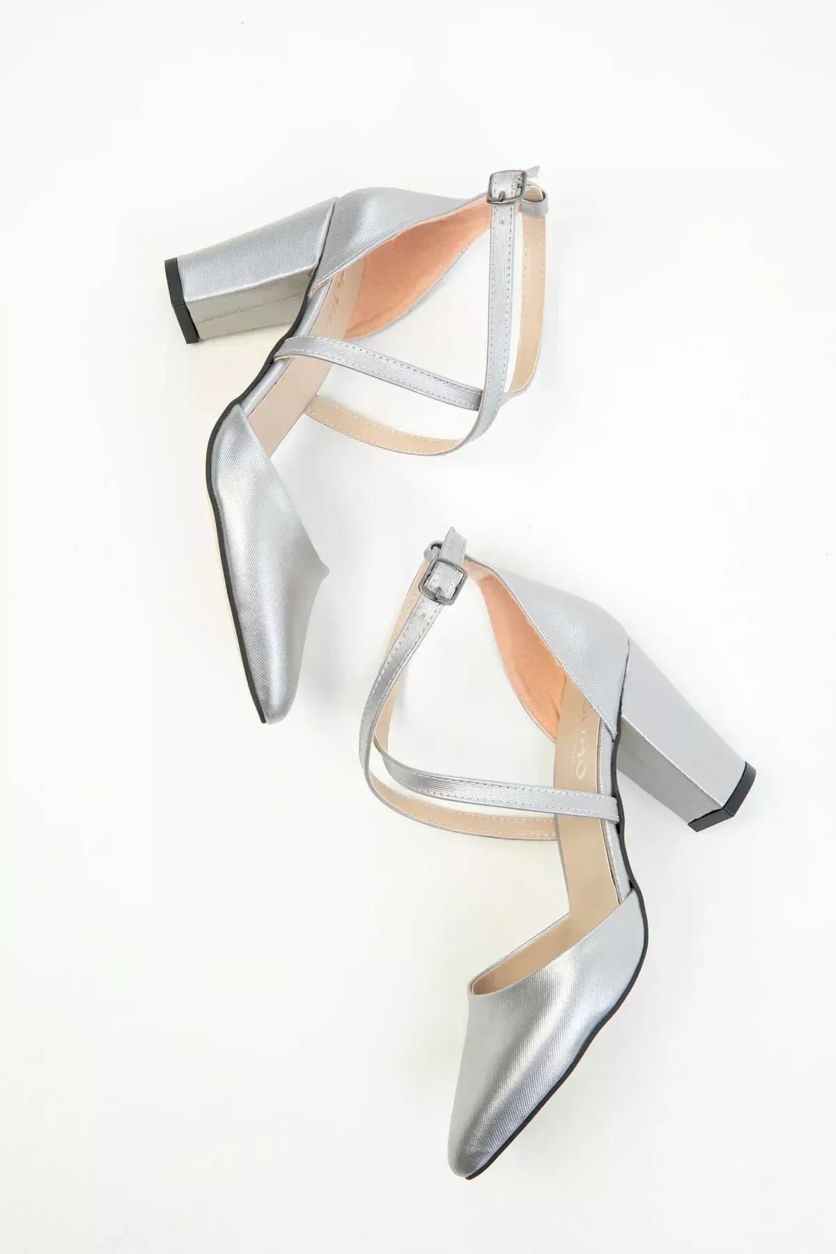 Gray Closed-Toe Crossover Classic Heels, , large image number 1