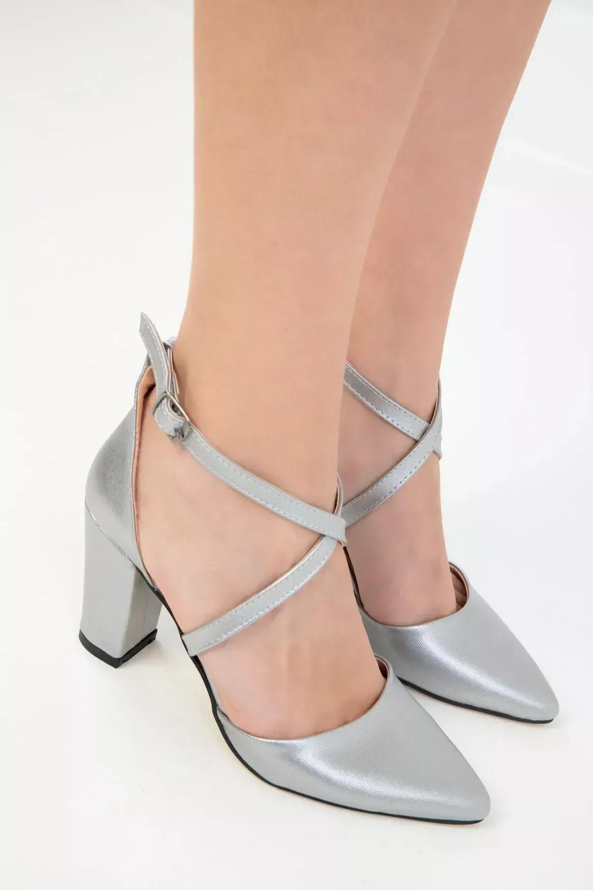 Gray Closed-Toe Crossover Classic Heels, , large image number 4