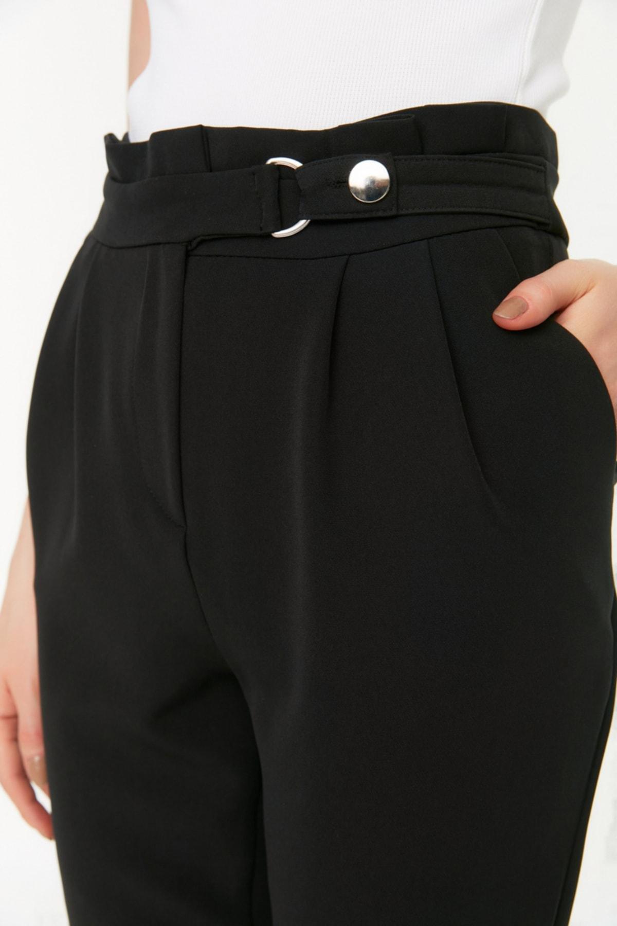 Black Plain High Waist Carrot Pants, , large image number 3