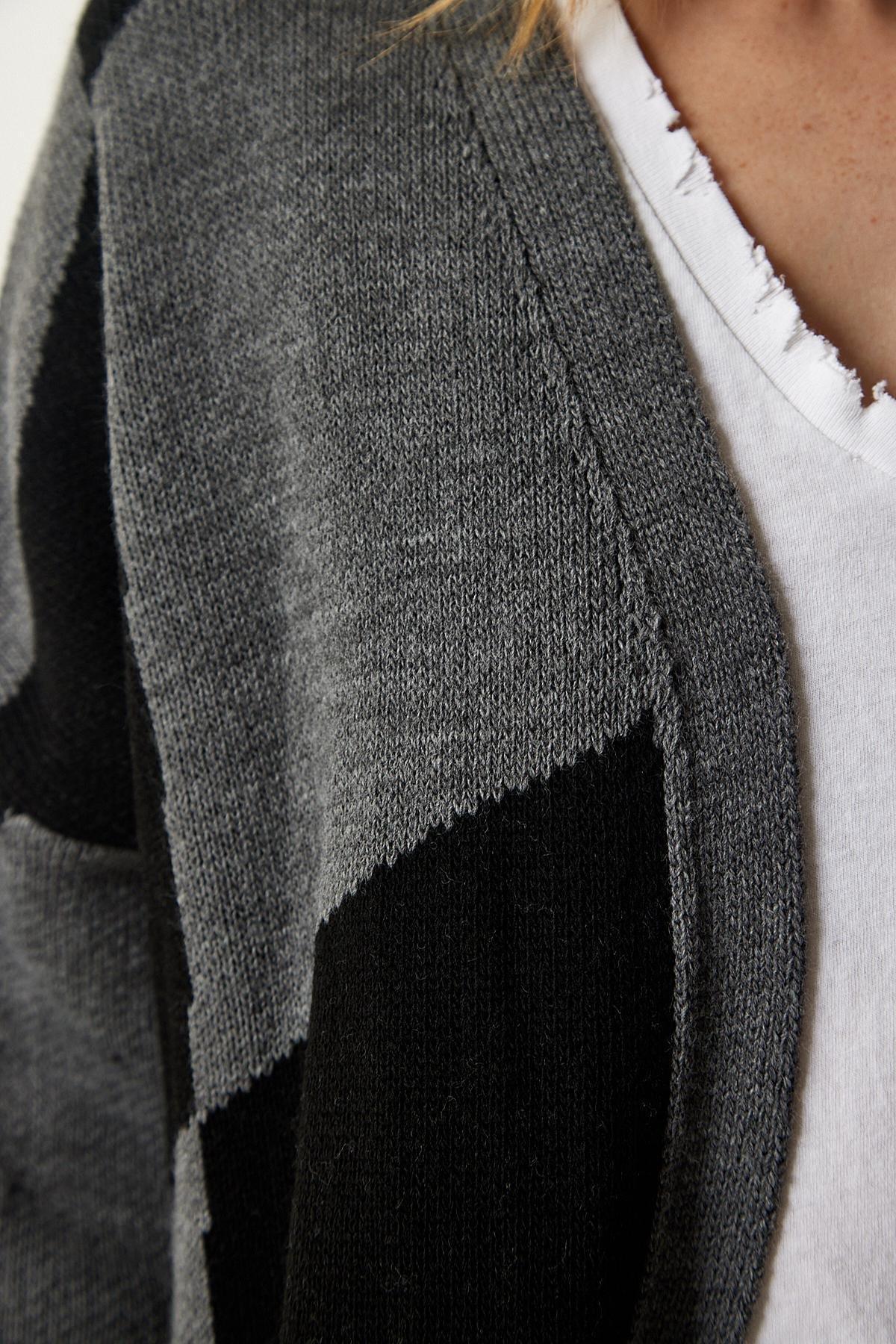 Grey Patterned Thick Cardigan Jacket, Gray Black, large image number 4