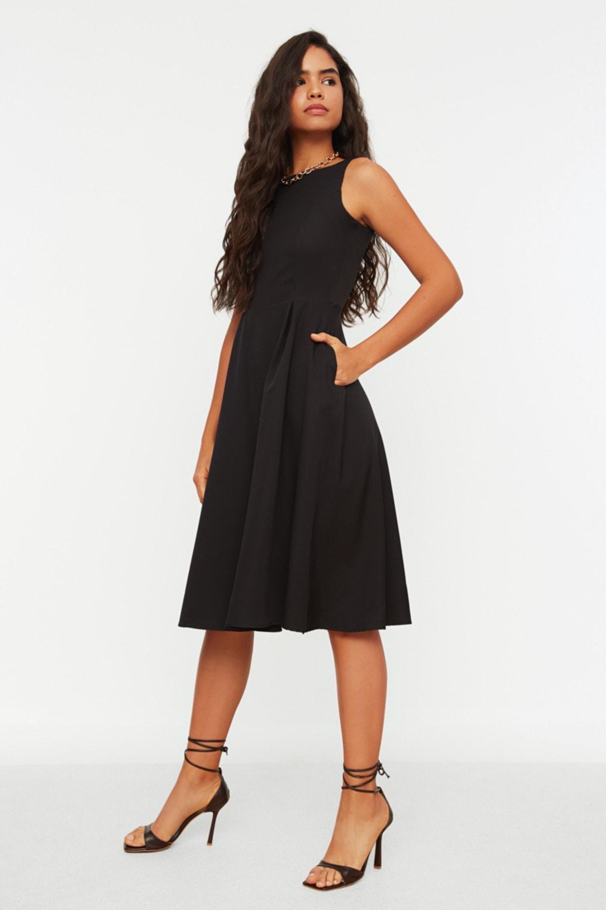 Black A Line Crew Neck Dress, , large image number 0