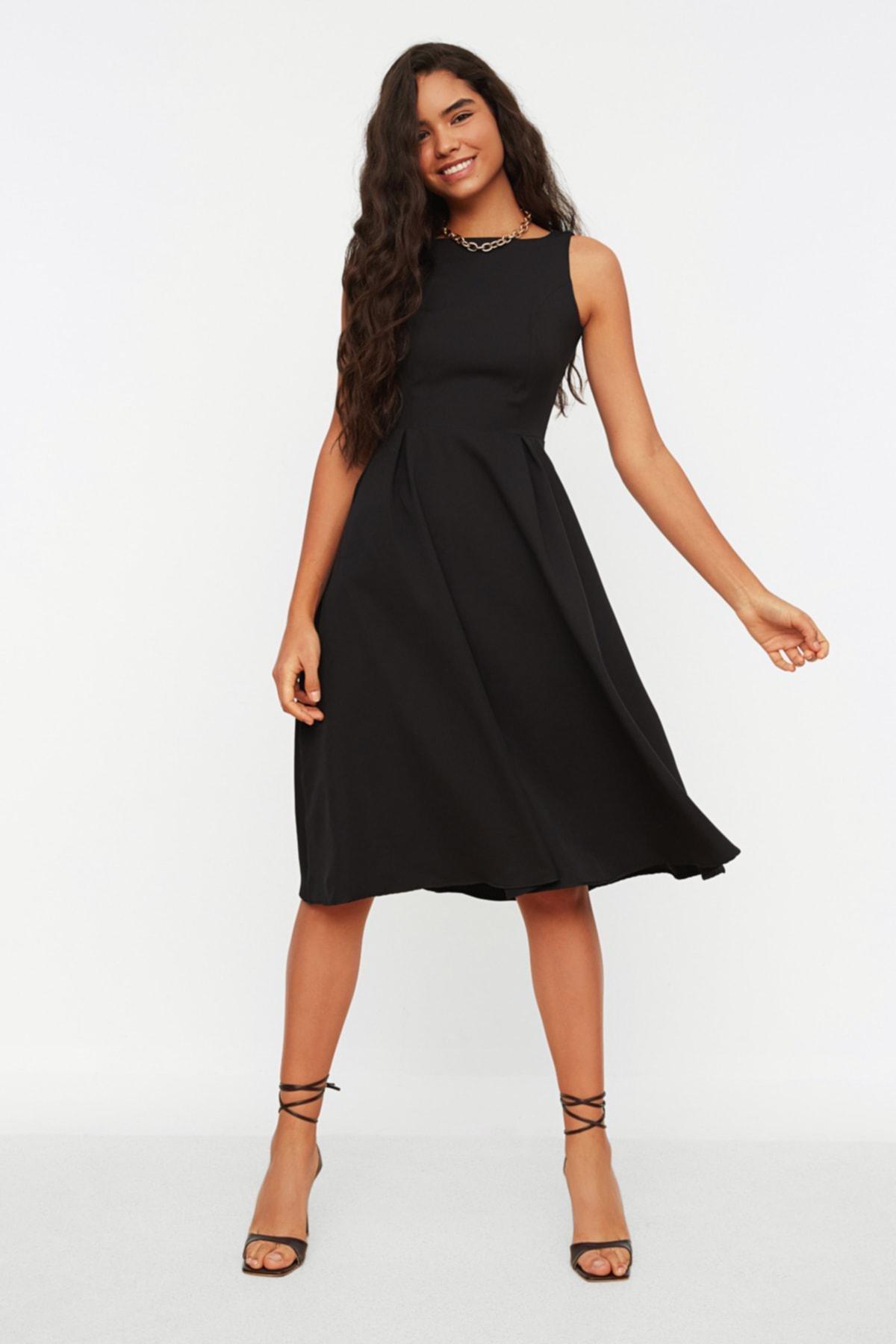 Black A Line Crew Neck Dress, , large image number 2