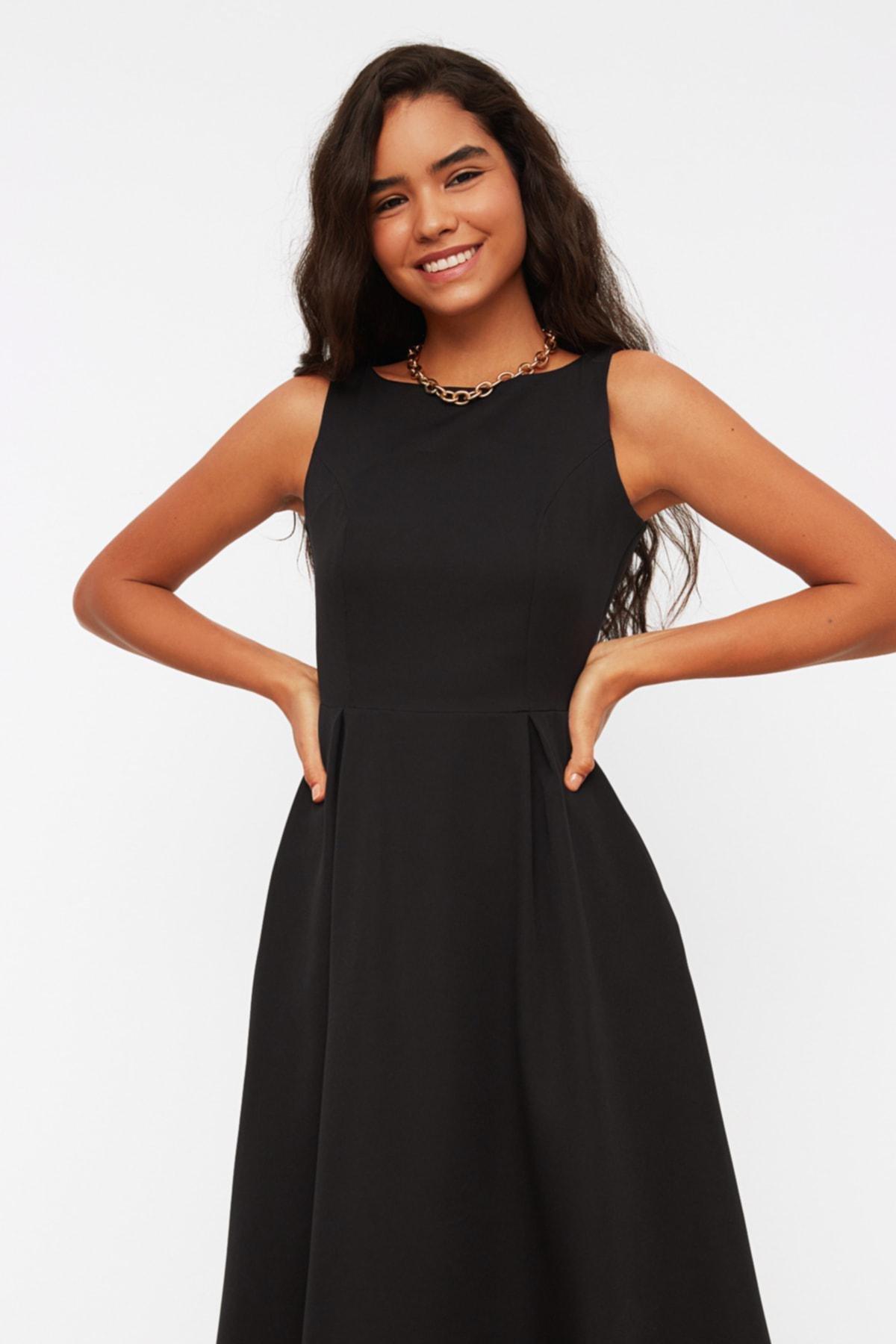 Black A Line Crew Neck Dress, , large image number 4