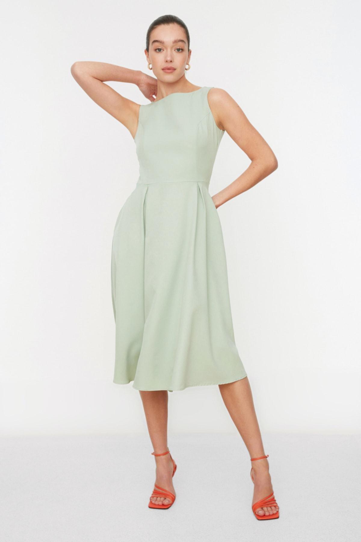 Green Open-Waist Pleated Midi Dress, Green, large image number 1