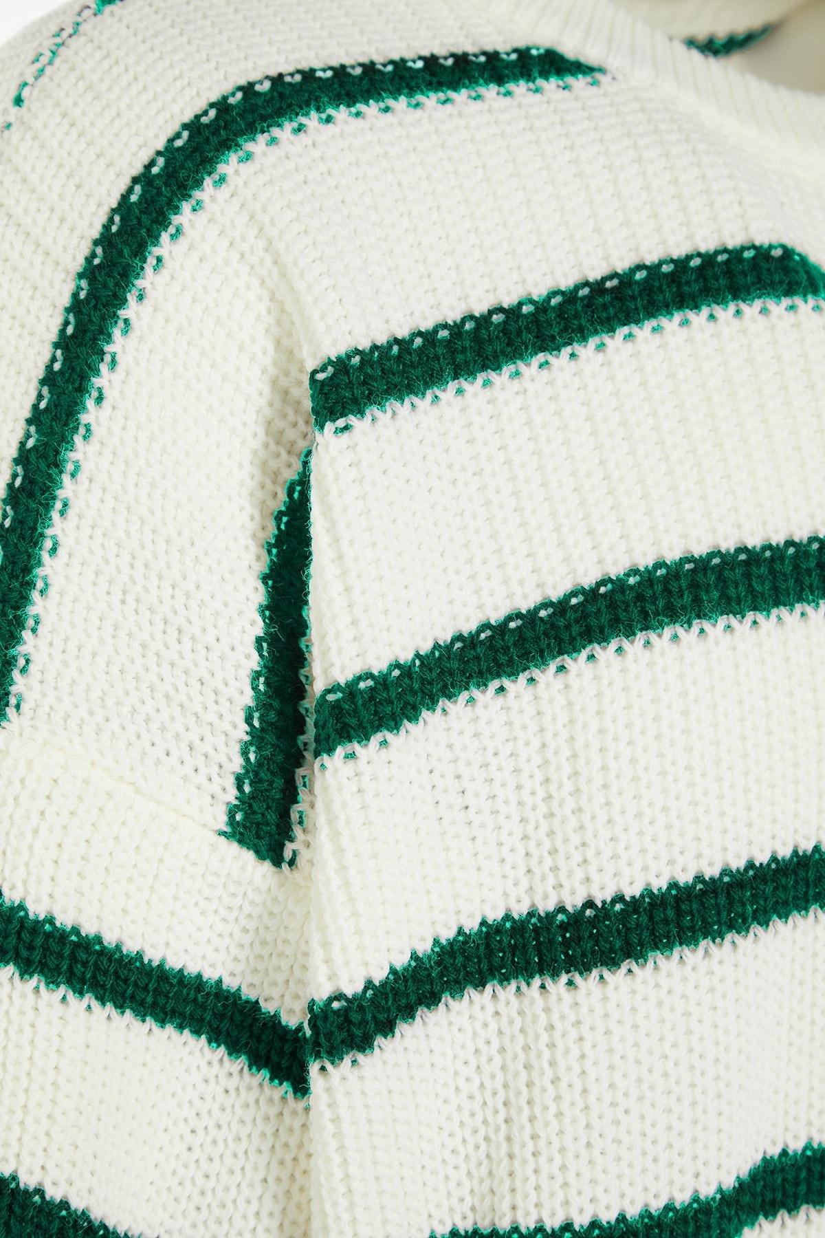 Green Striped Oversize Sweater, , large image number 6