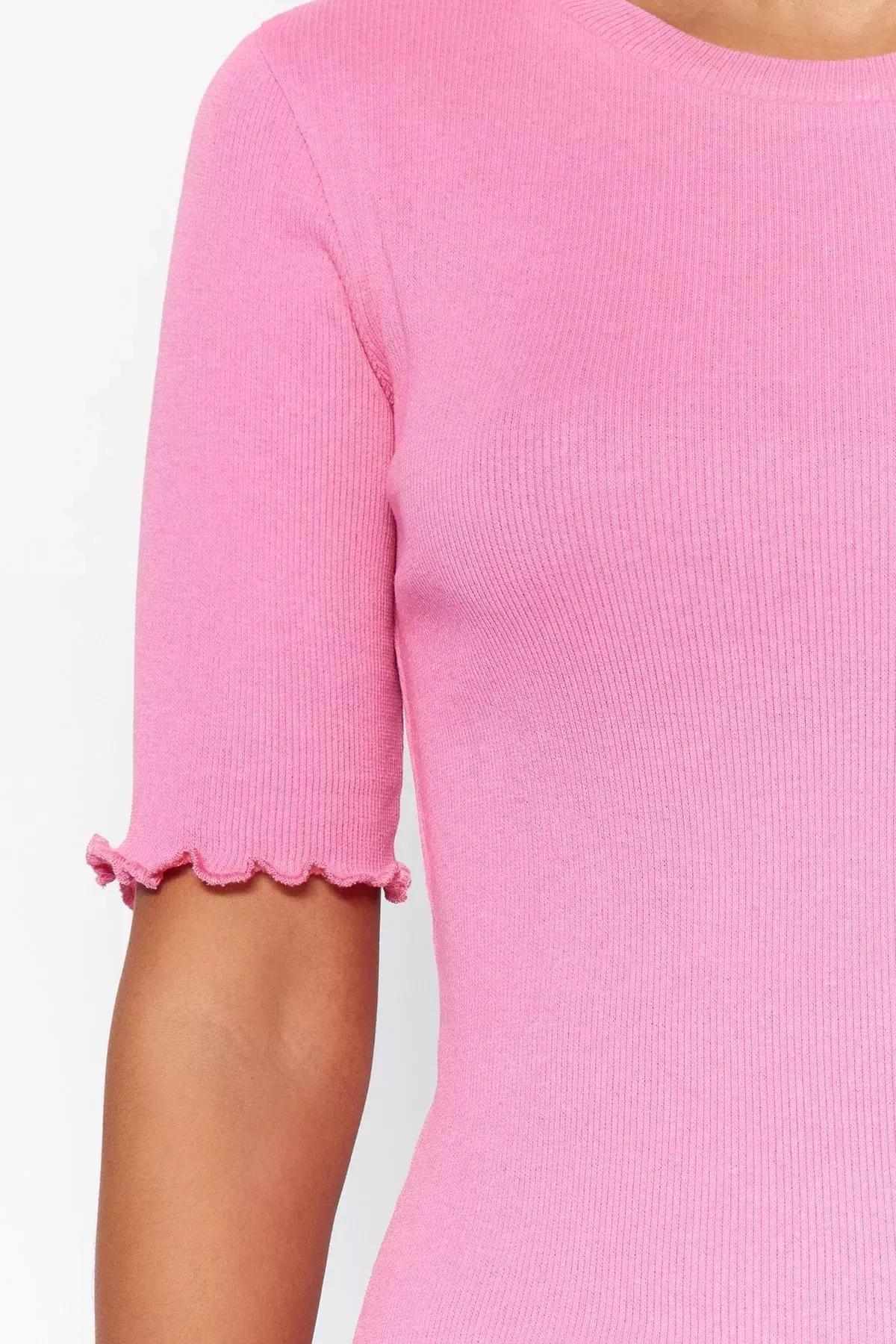 بلوزة مرنة مُحاكة بنمط مضلع بفتحة رقبة مستديرة، وردي, Pink, large image number 3
