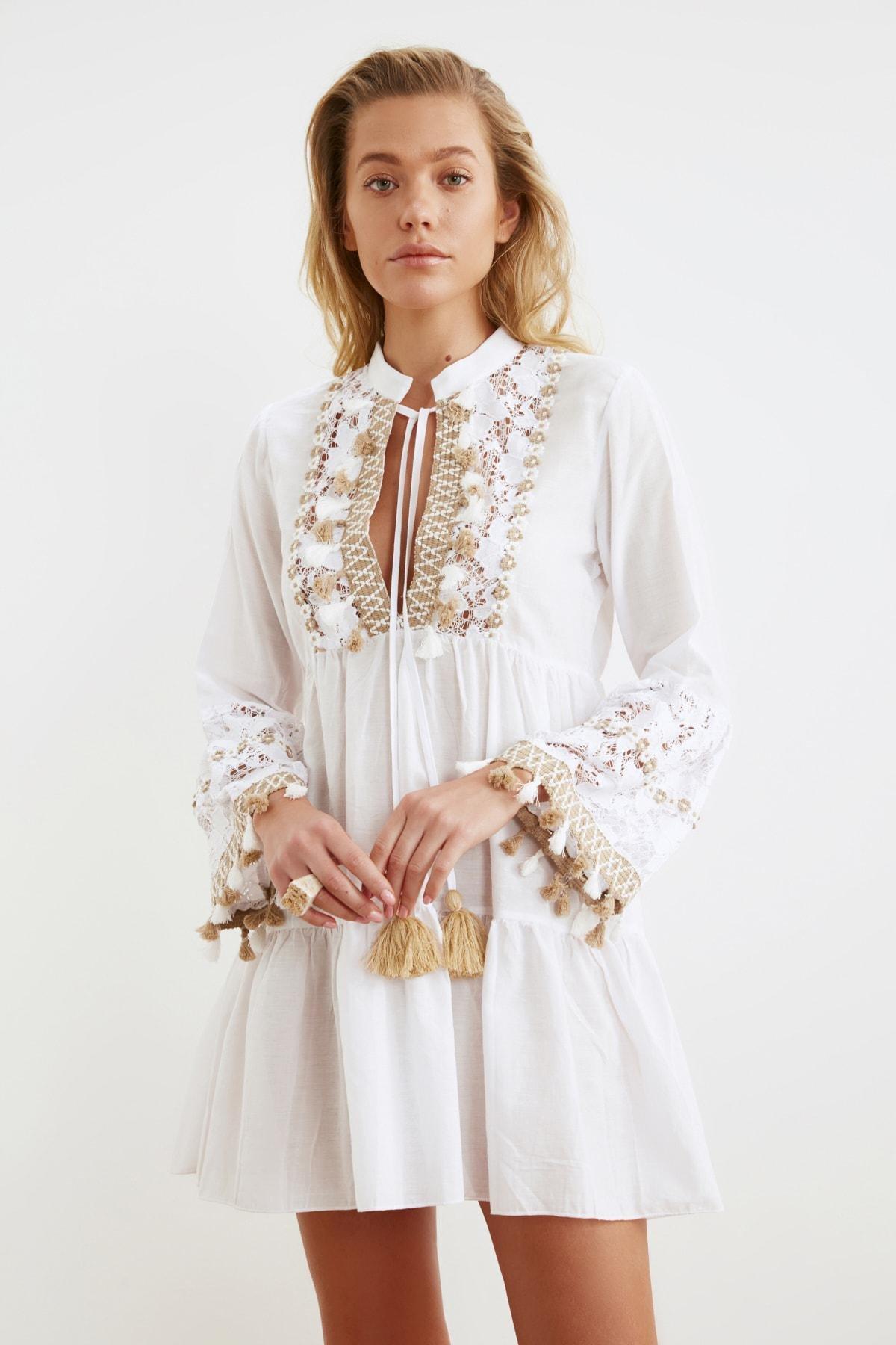 White V Neck Dress, , large image number 2