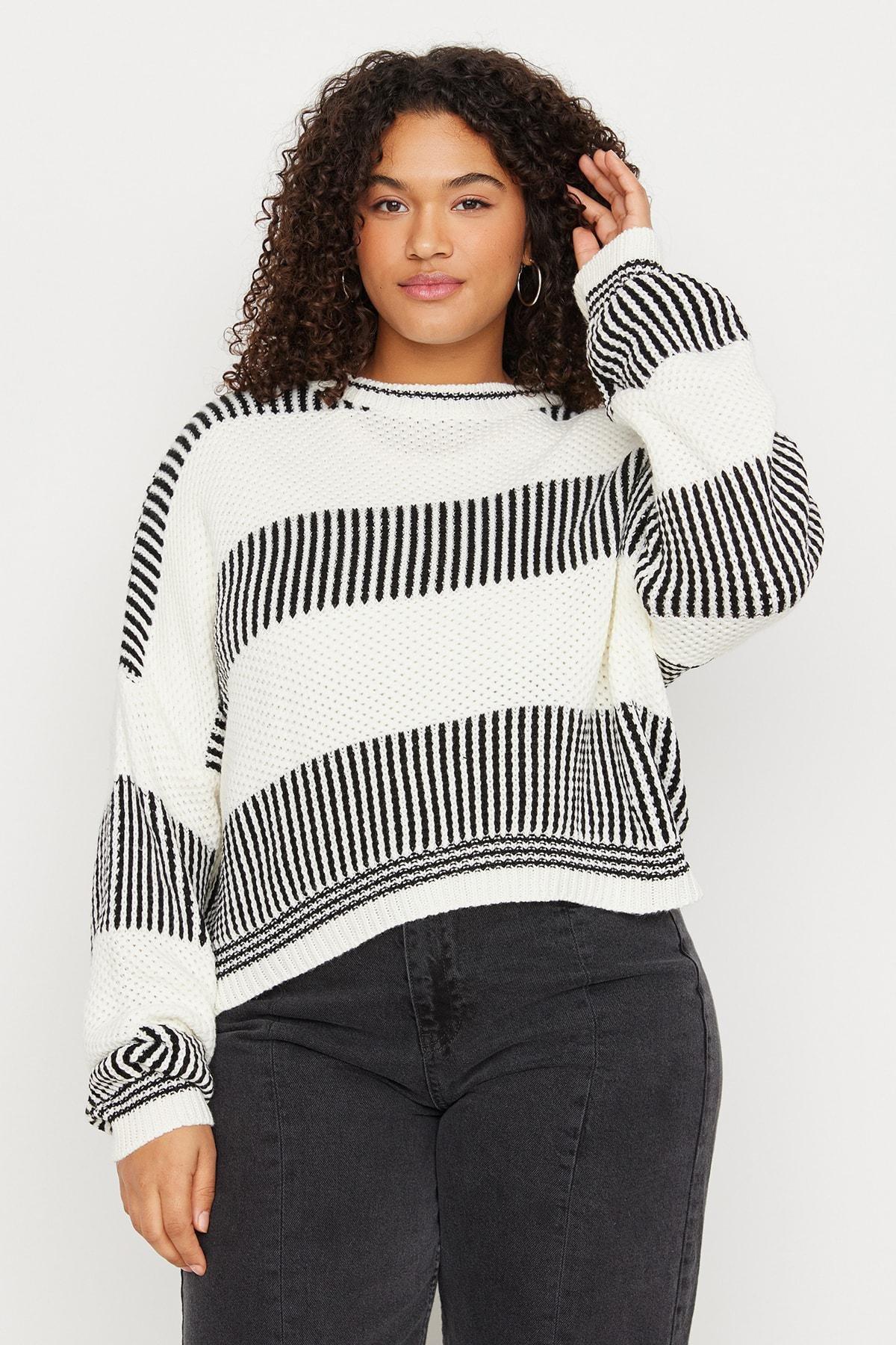 White Relaxed Striped Plus Size Sweater, , large image number 1