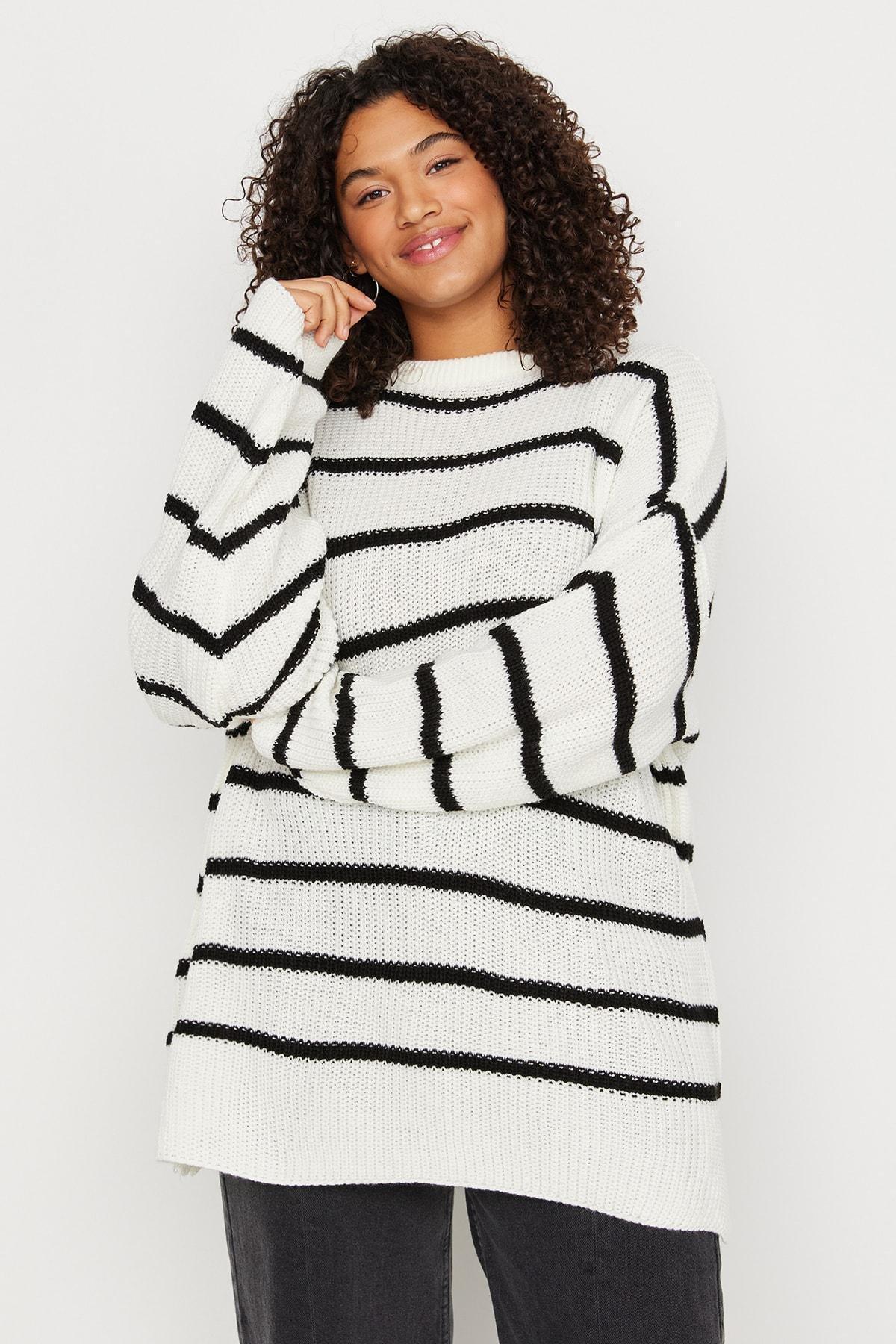 Beige Relaxed Plus Size Sweater, , large image number 0