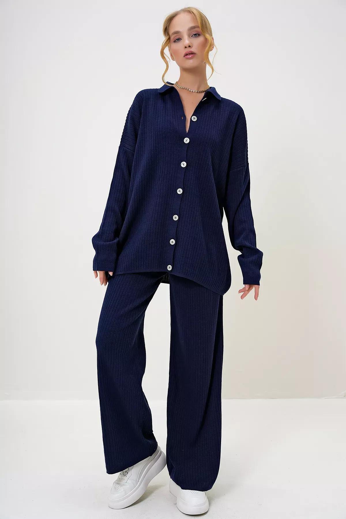 Blue  Knitwear Suit Set of 2, Navy blue, large image number 0