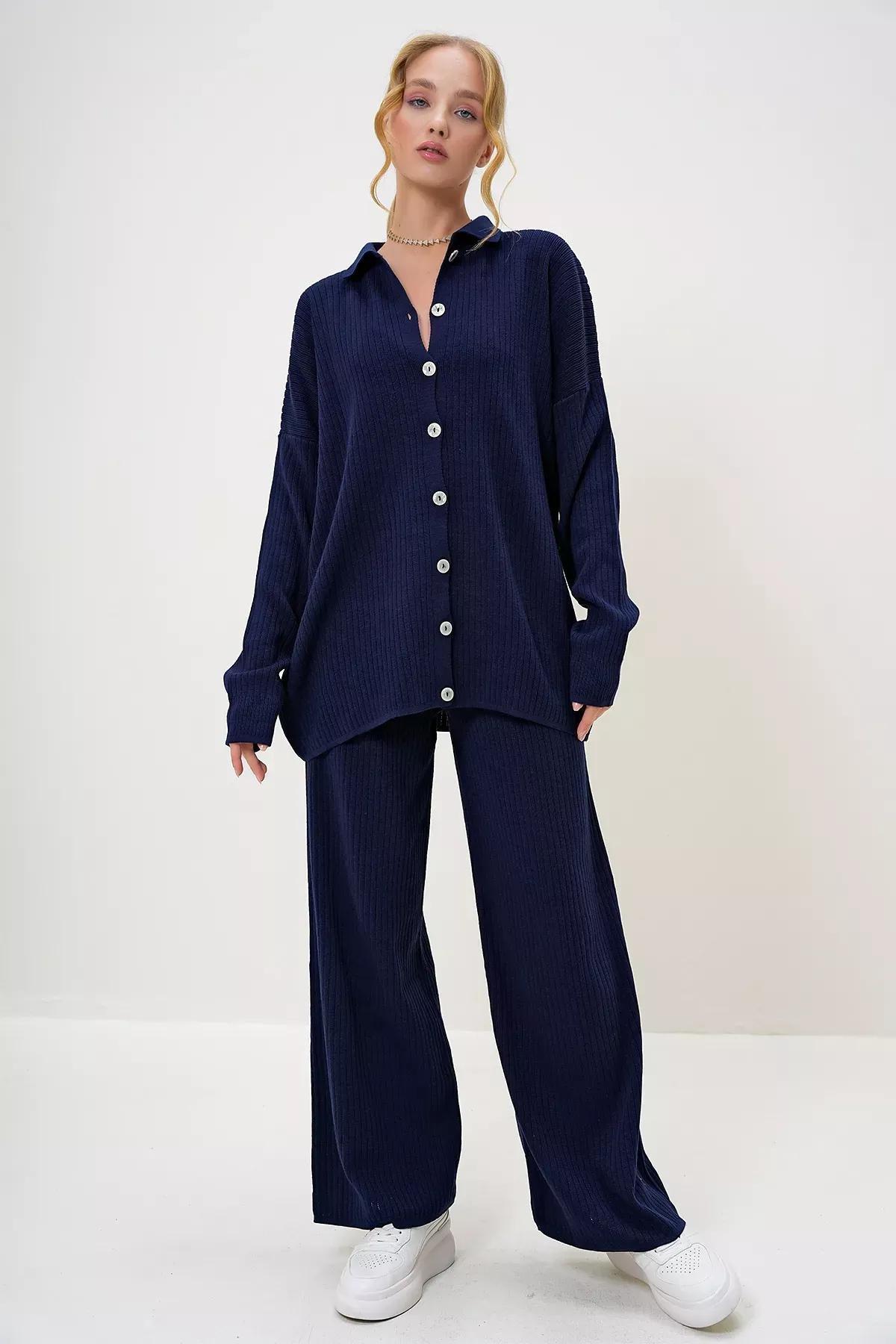 Blue  Knitwear Suit Set of 2, Navy blue, large image number 1