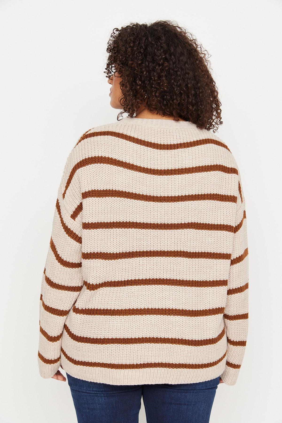 Beige Shift Plus Size Sweater, , large image number 4