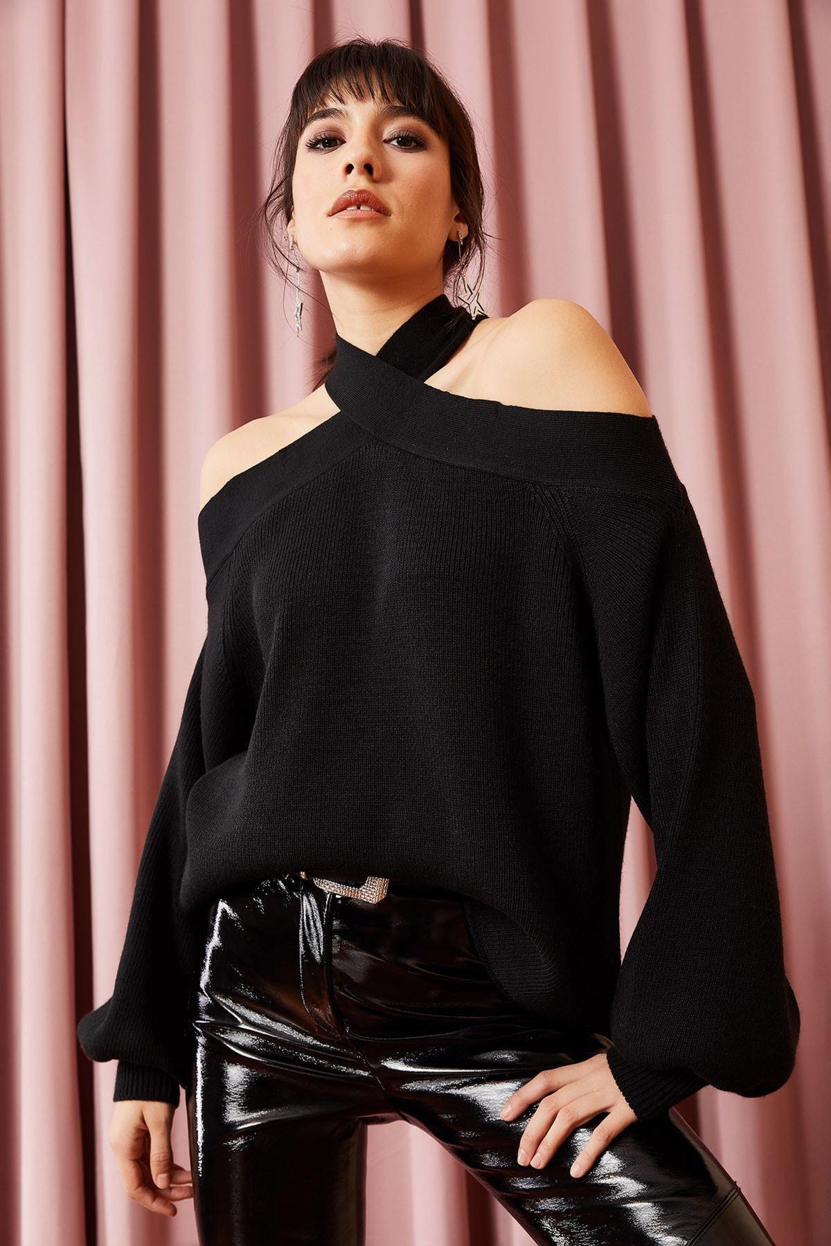 Black Off-Shoulder Oversize Sweater, BLACK, large image number 3
