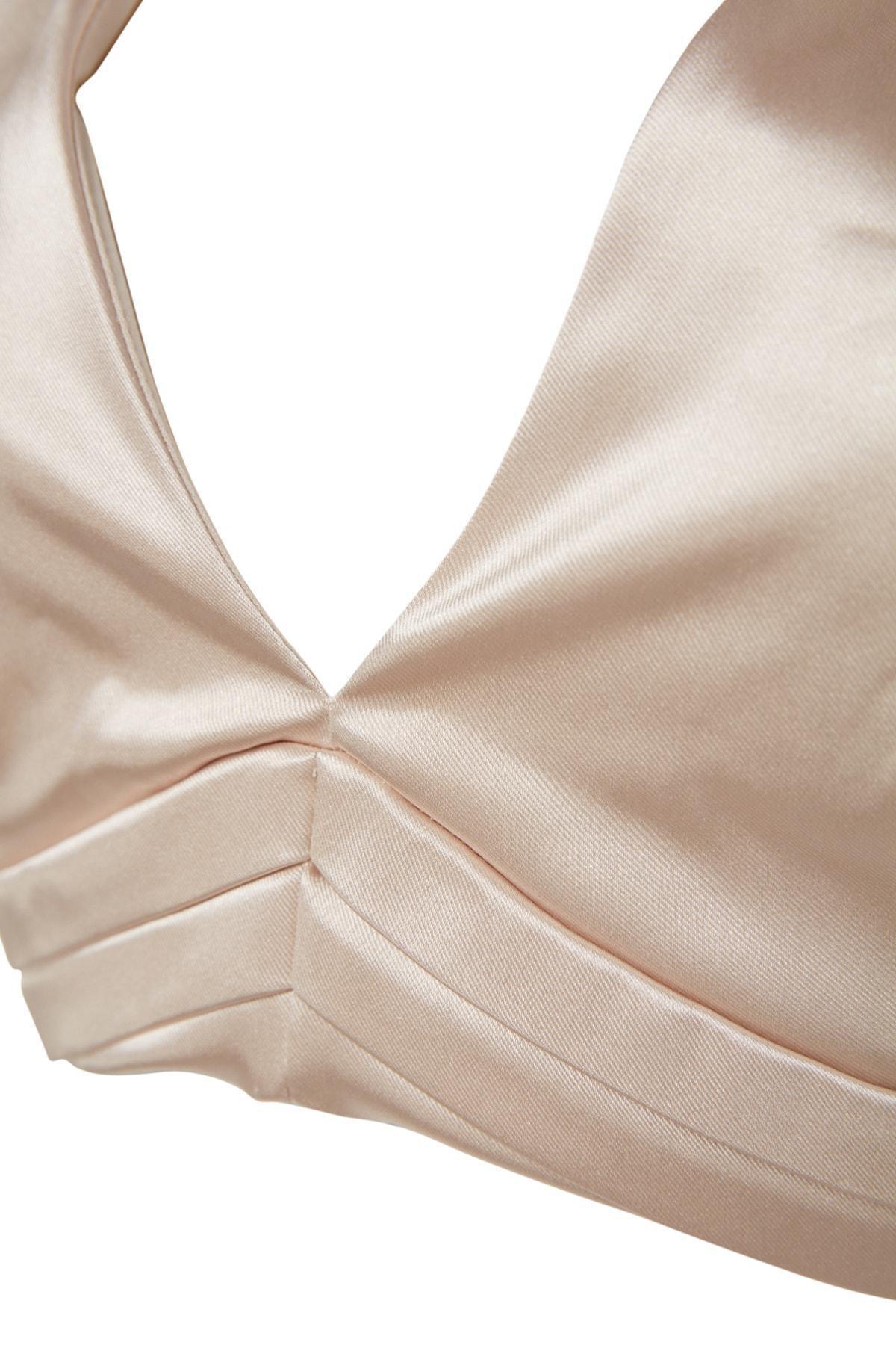 Trendyol - Beige V-Neck Crop Top