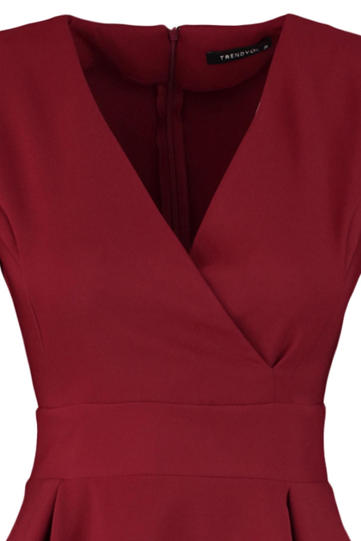 فستان بقصة على شكل حرف A وفتحة رقبة V، أحمر, Red, large image number 5