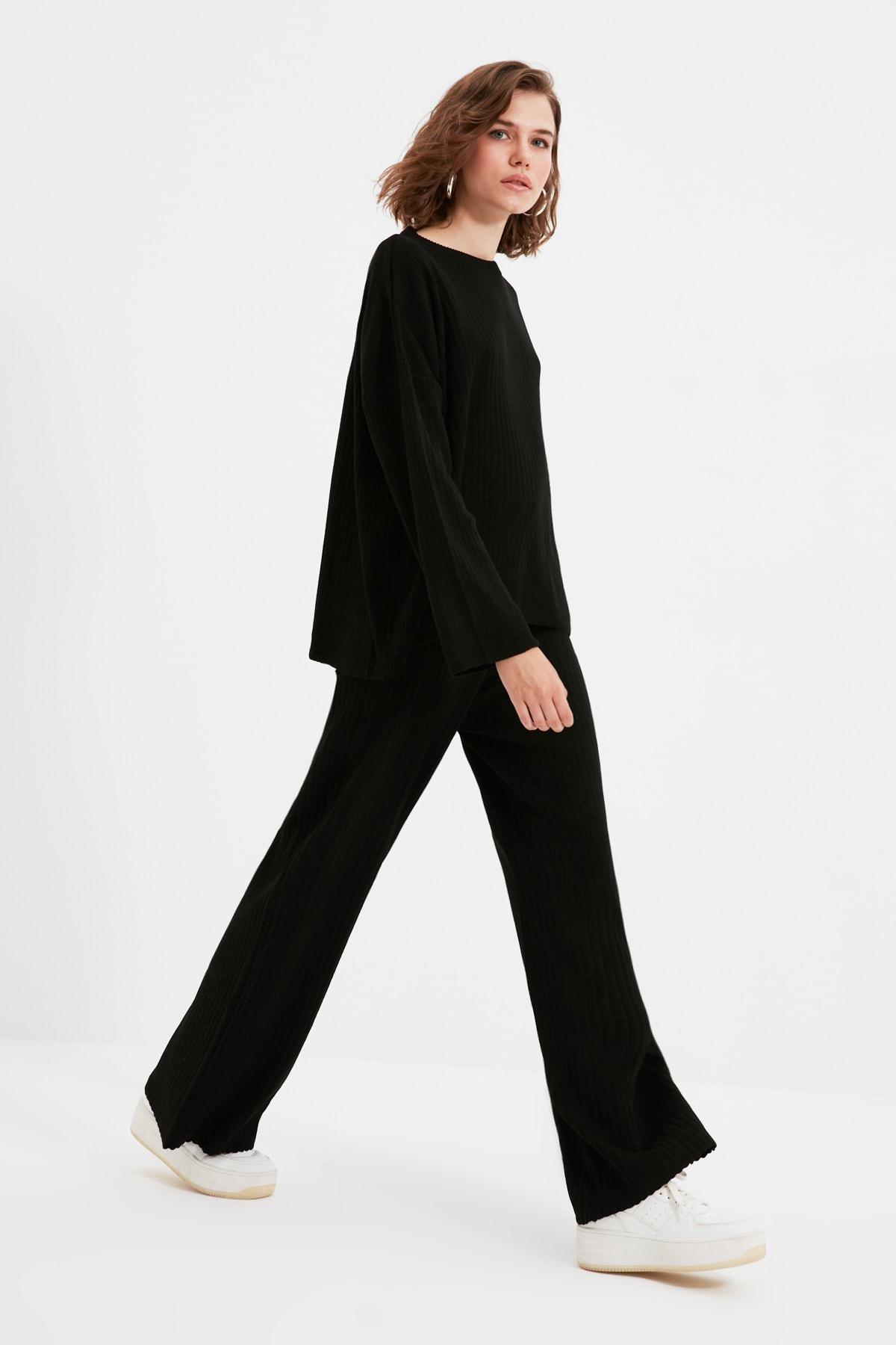 Black V-Neck Co-Ord Set, , large image number 2