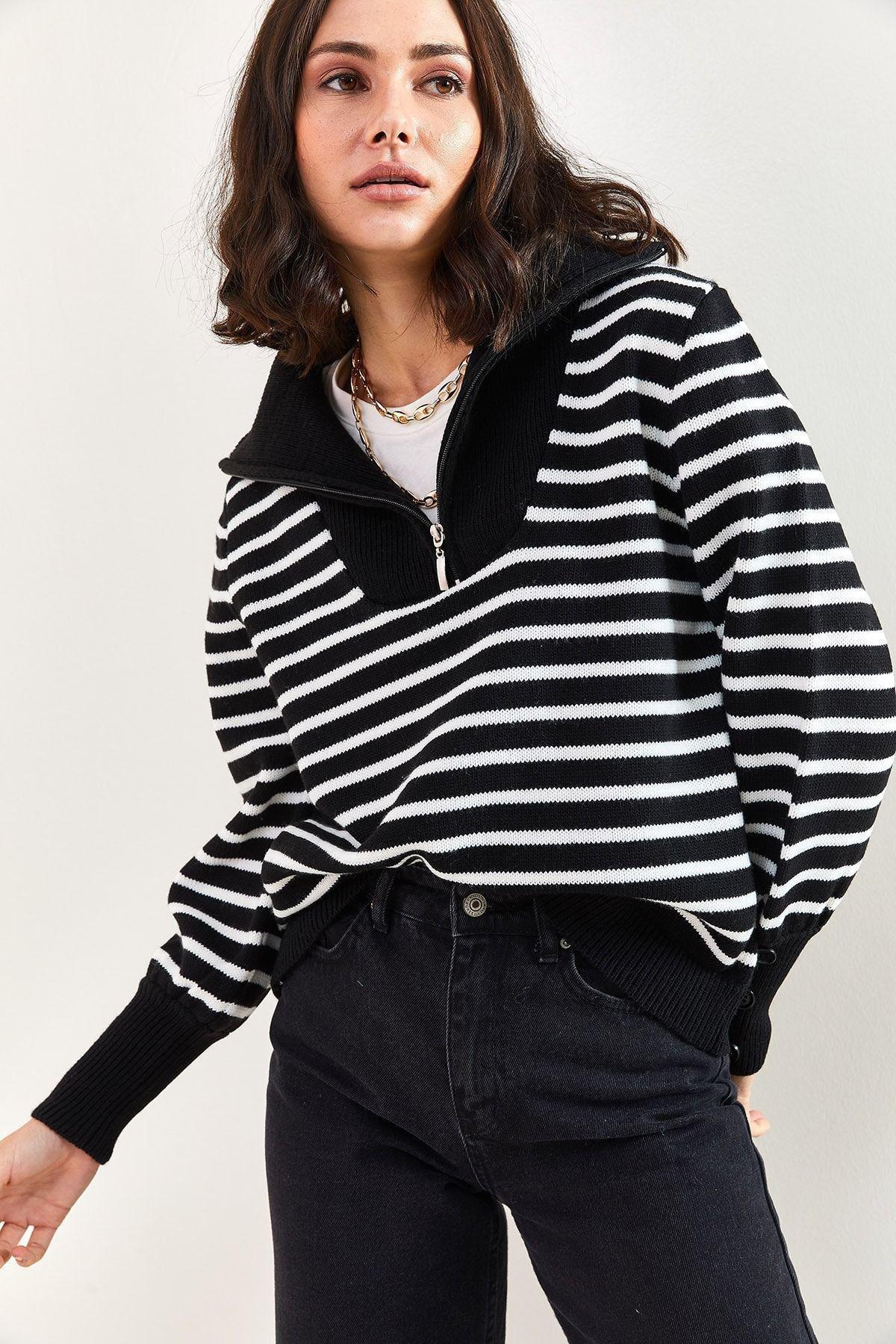 Black Turtleneck Zippered Pattern Sweater, BLACK, large image number 4