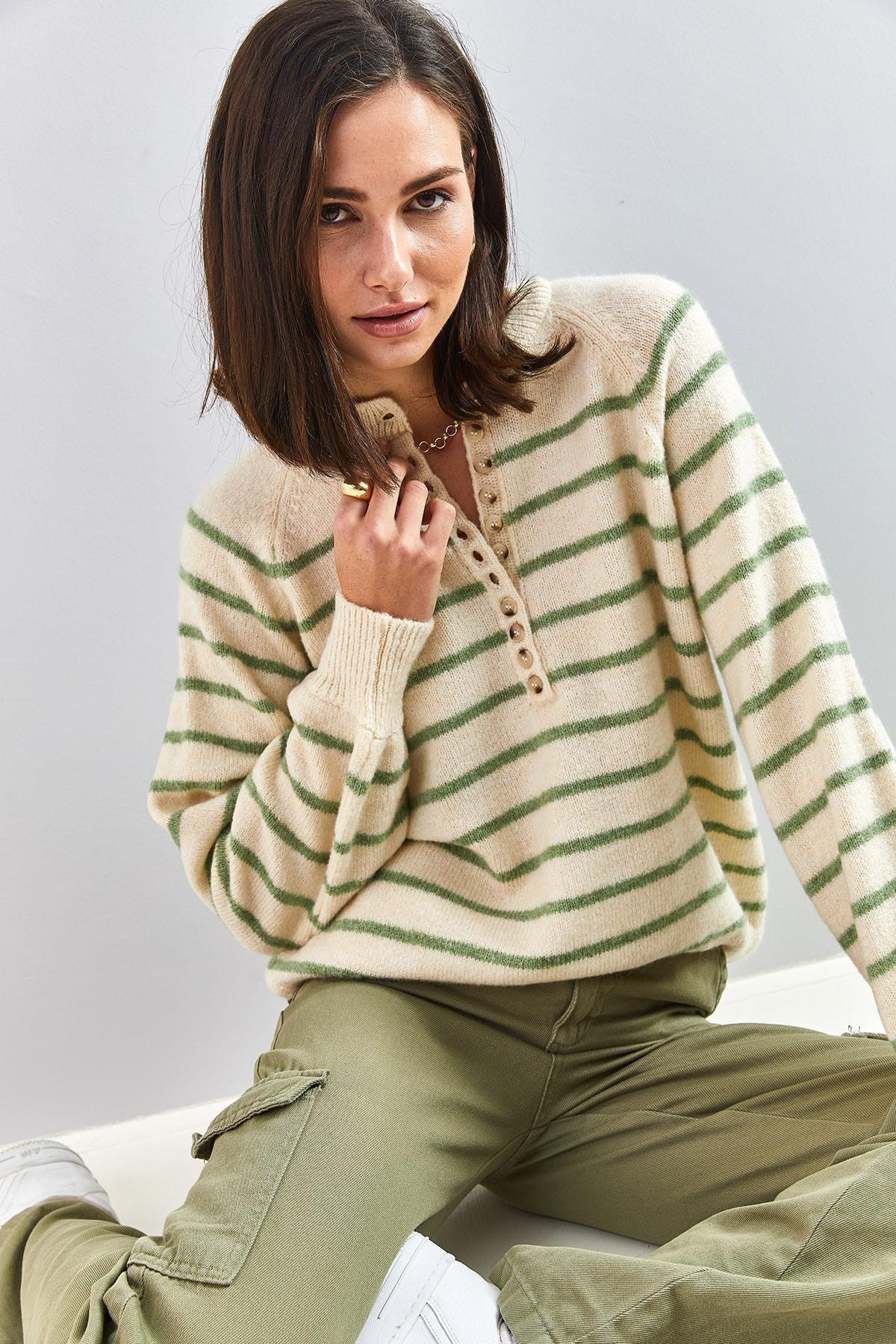 Beige Turtleneck Striped Knitted Sweater, C101_4866, large image number 4