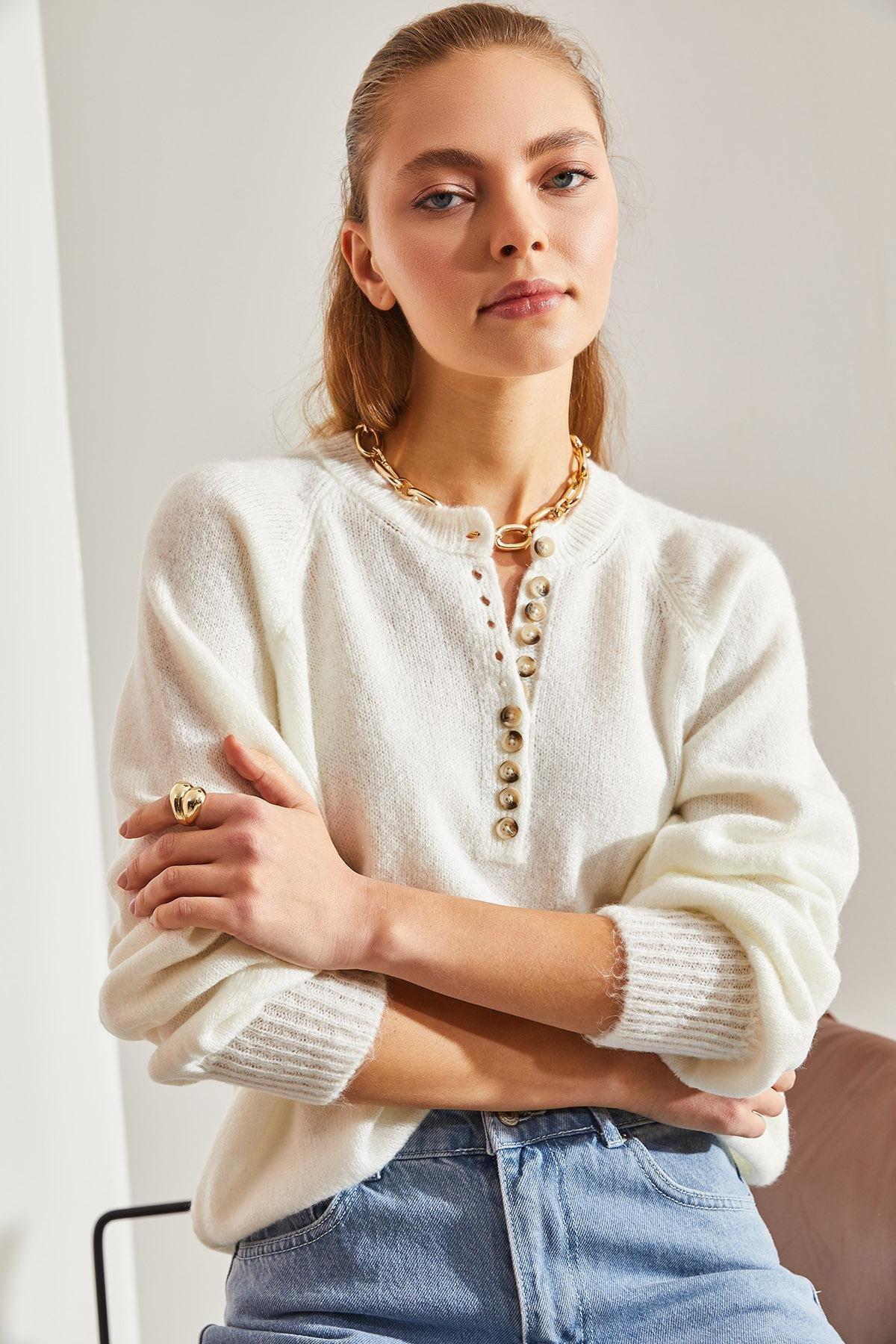 Ecru Turtleneck Striped Knitted Sweater, C101_5117, large image number 1