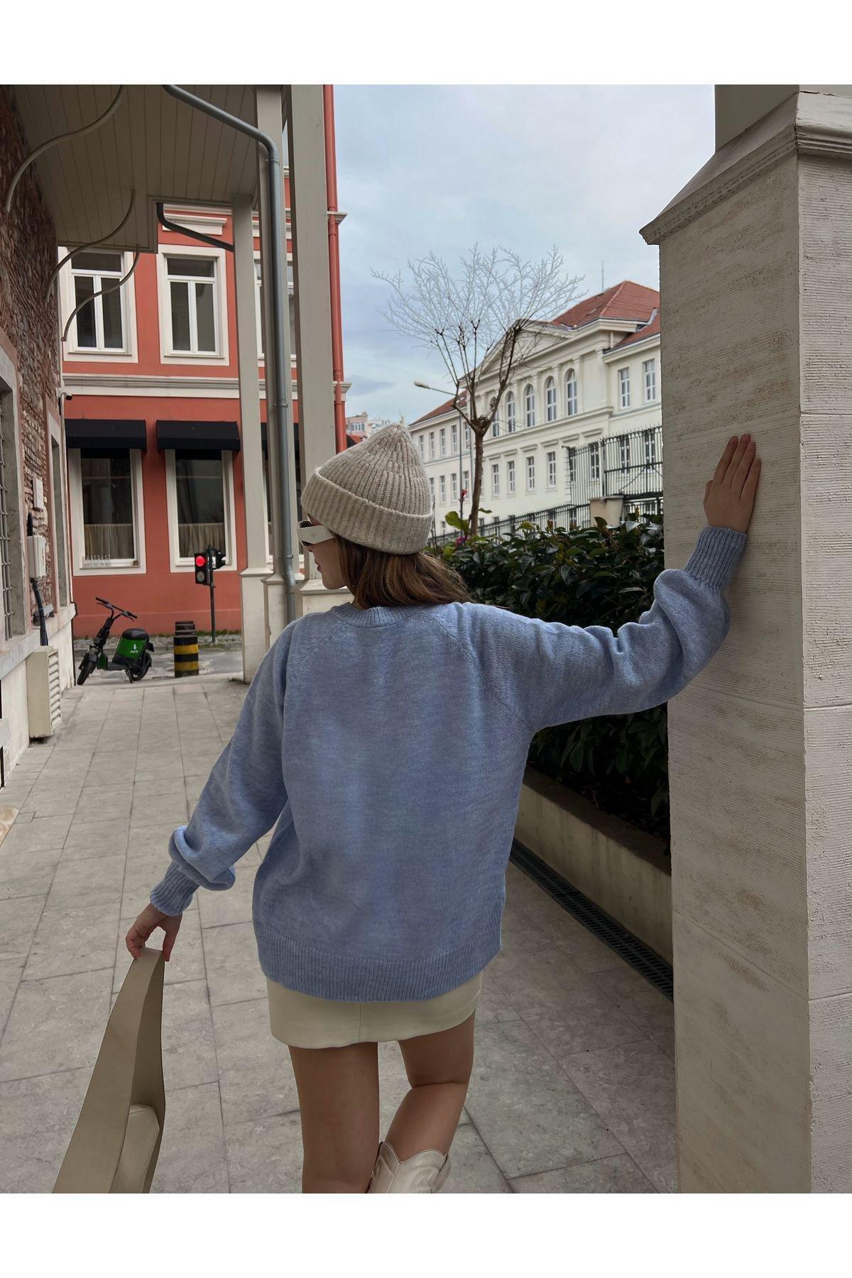 Blue Buttoned Turtleneck Knitted Sweater, SKY BLUE, large image number 3