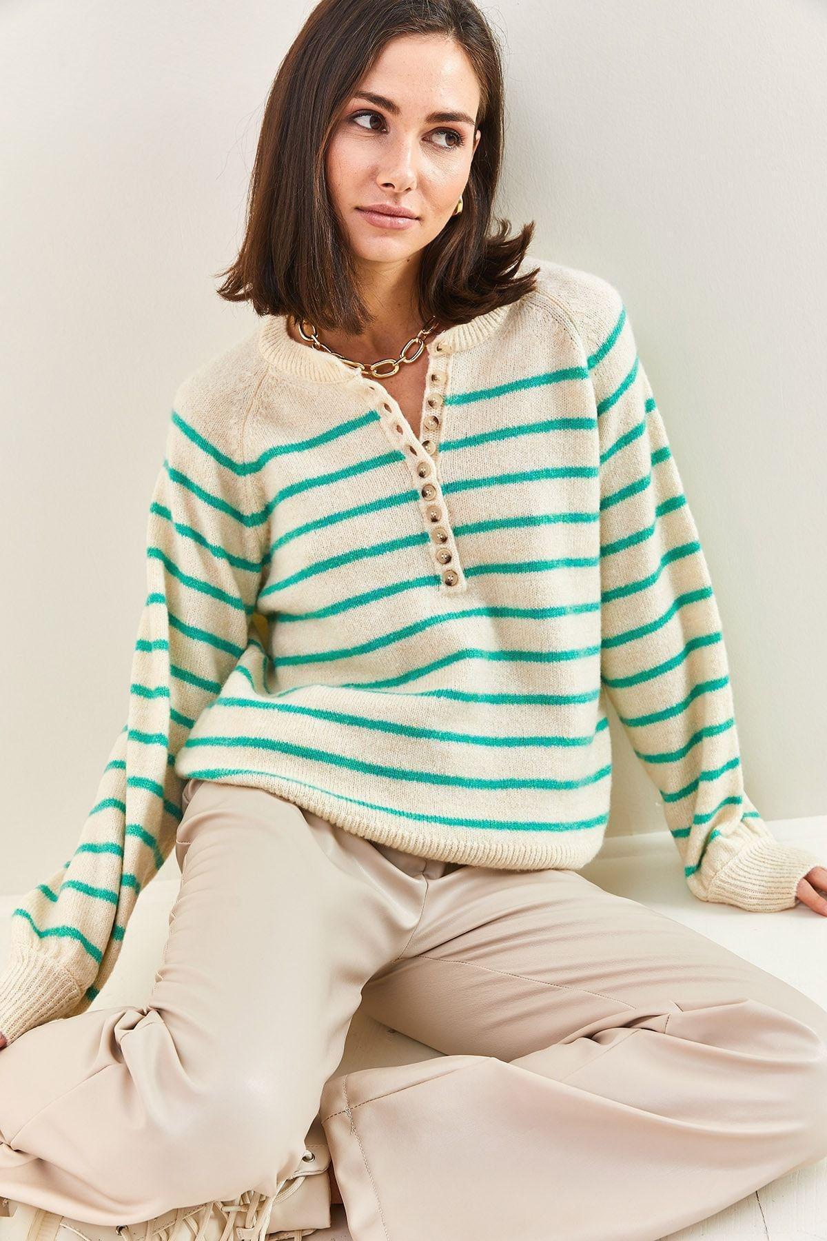 Multicolour Buttoned Collared Turtleneck Striped Sweater, C101_5637, large image number 2
