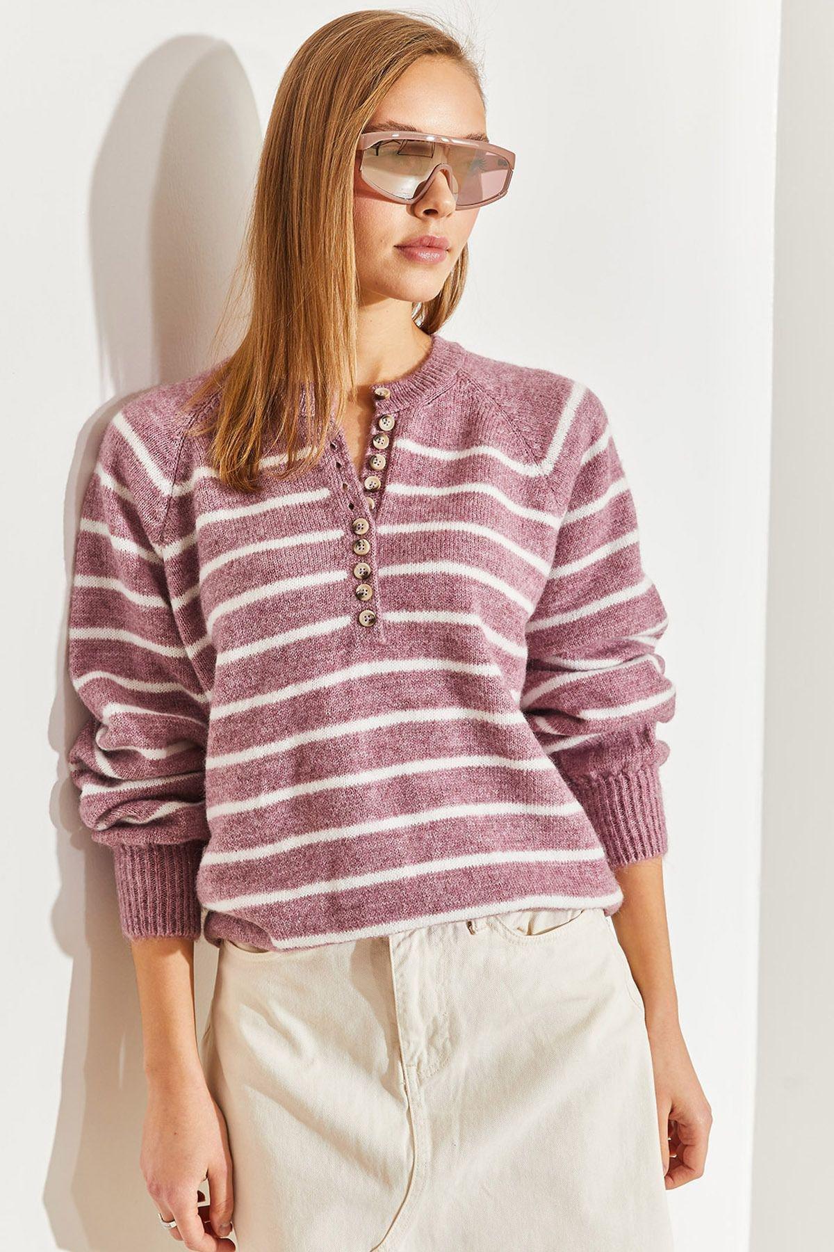 Purple Buttoned Collared Turtleneck Striped Sweater, C101_5688, large image number 2