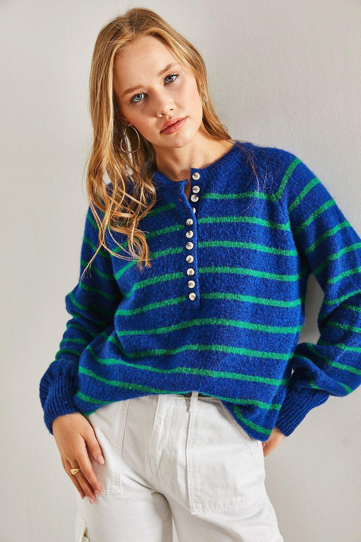Multicolour Buttoned Collared Turtleneck Striped Sweater, C101_6715, large image number 2