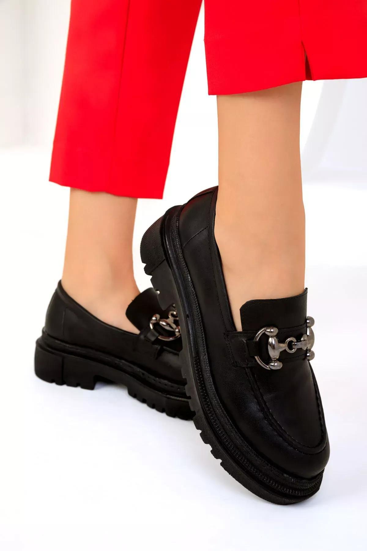 Black Chain Detailed Loafers, , large image number 2