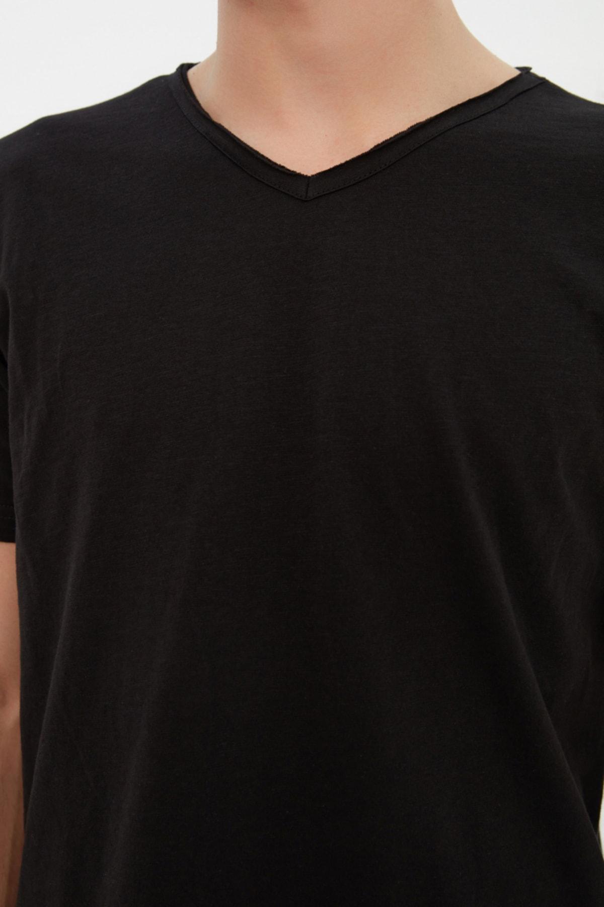 Black V Neck Tshirt, , large image number 3