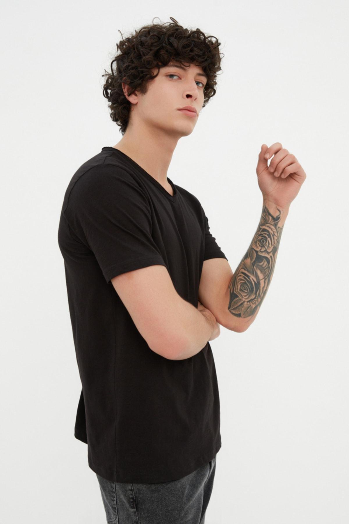 Black V Neck Tshirt, , large image number 5
