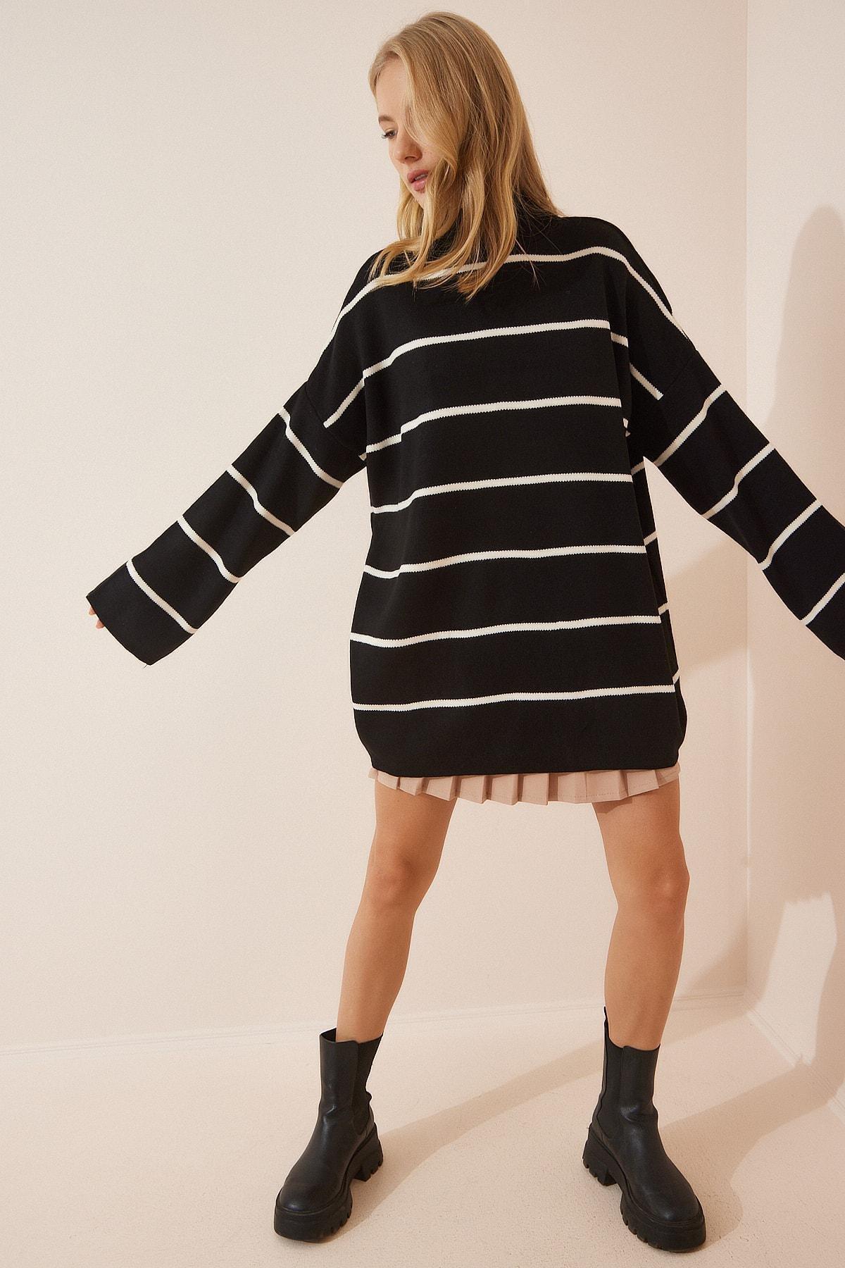 Happiness Istanbul - Black Striped Oversize Sweater
